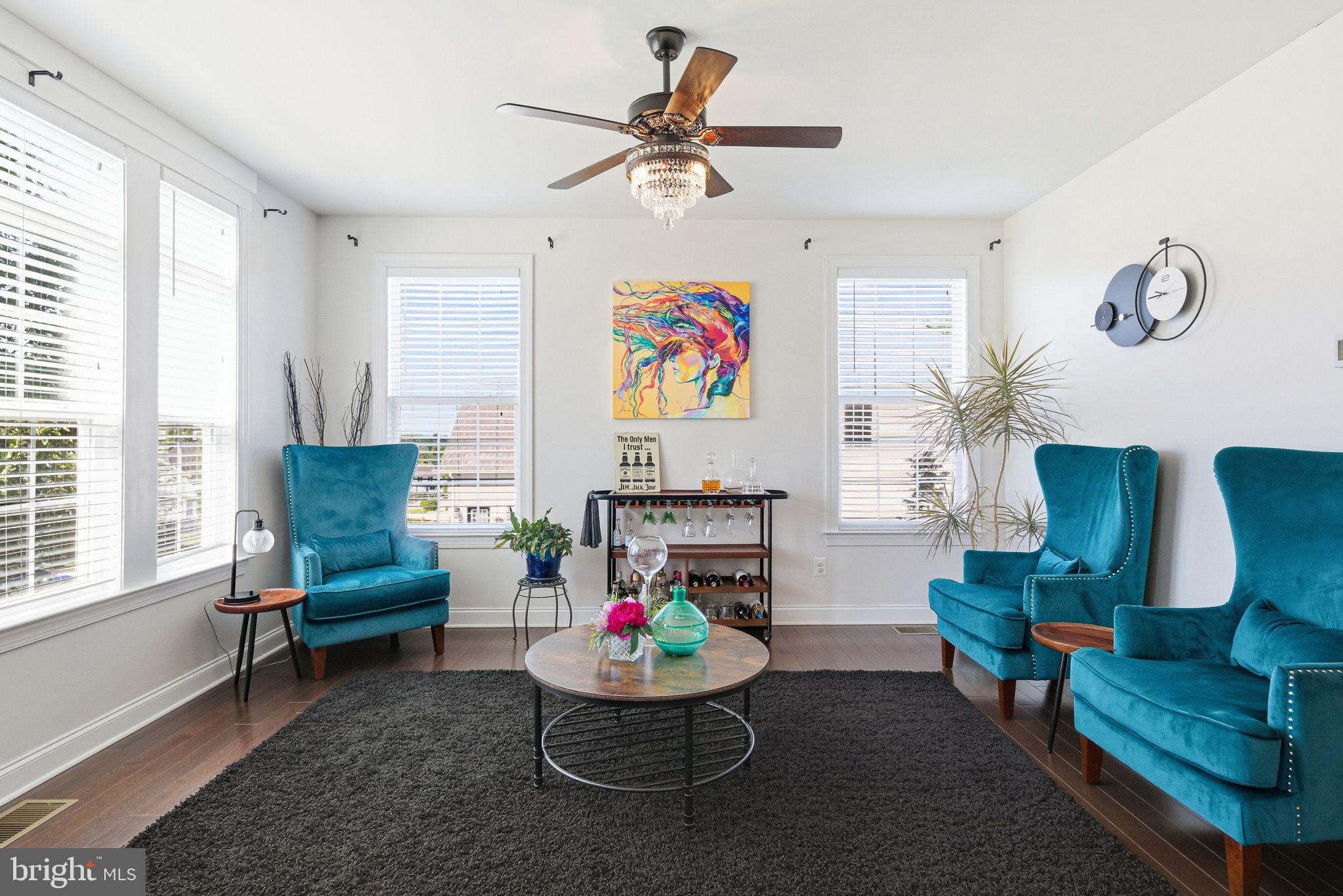 LAUREL RIDGE - Residential