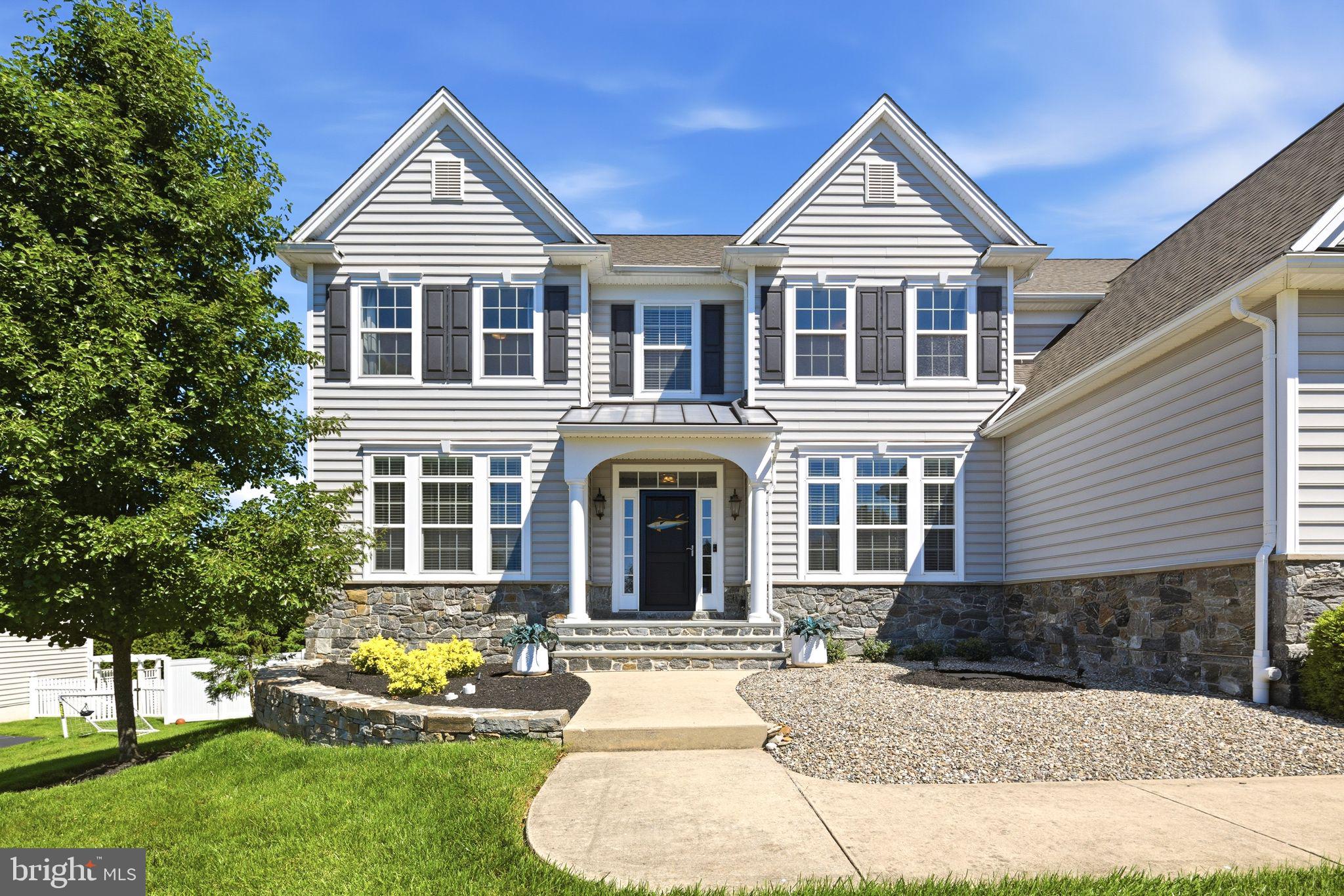 LAUREL RIDGE - Residential