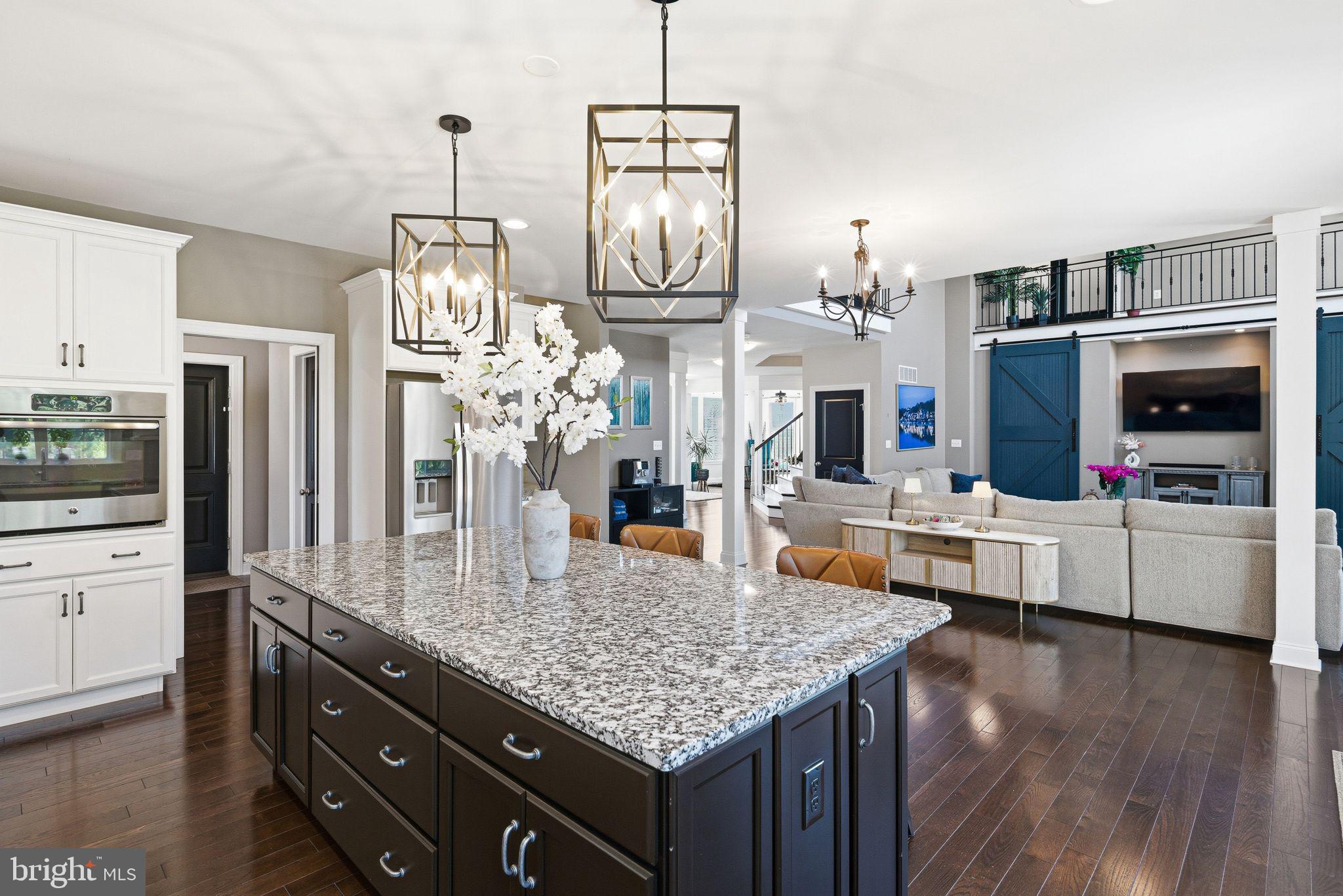 LAUREL RIDGE - Residential