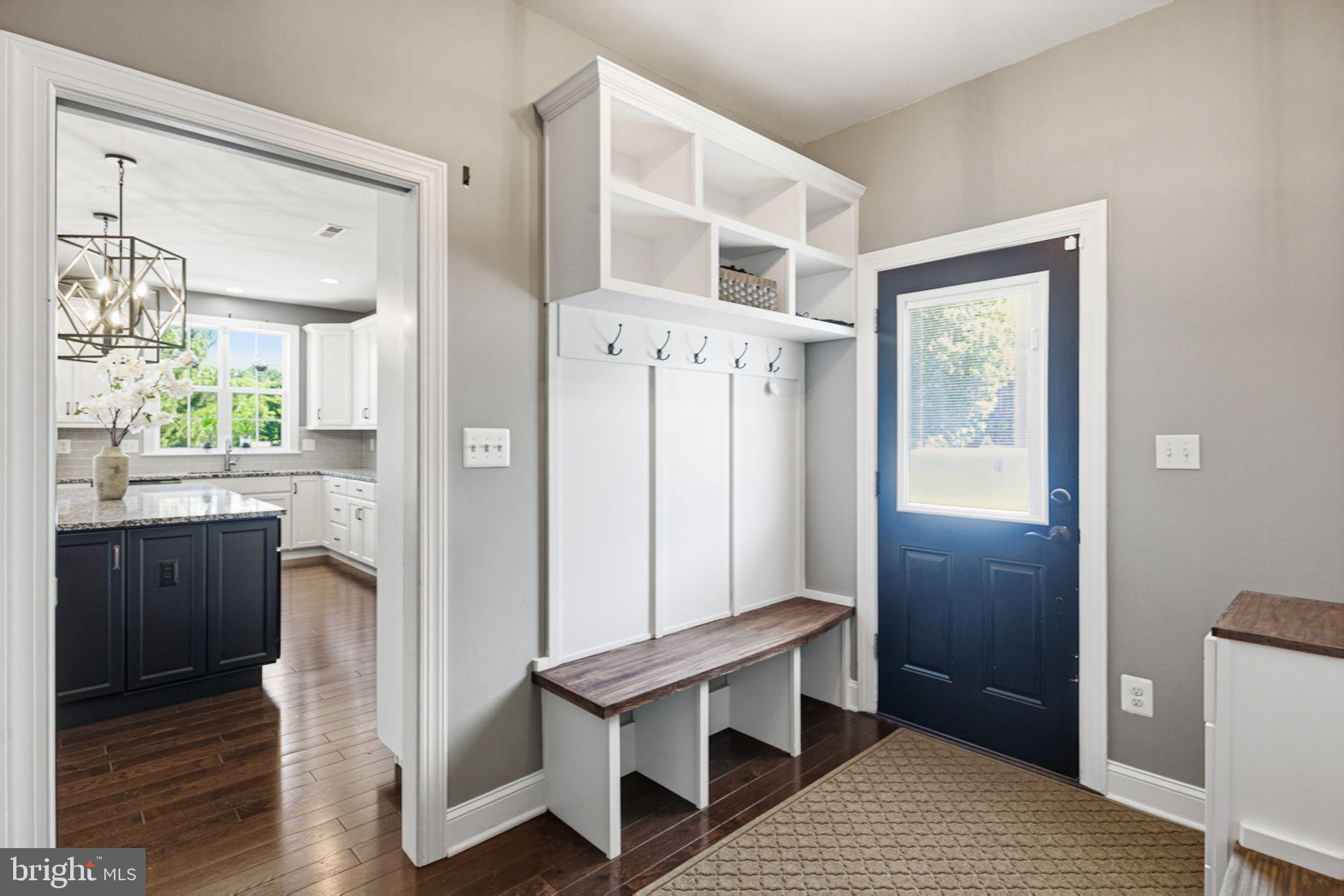 LAUREL RIDGE - Residential