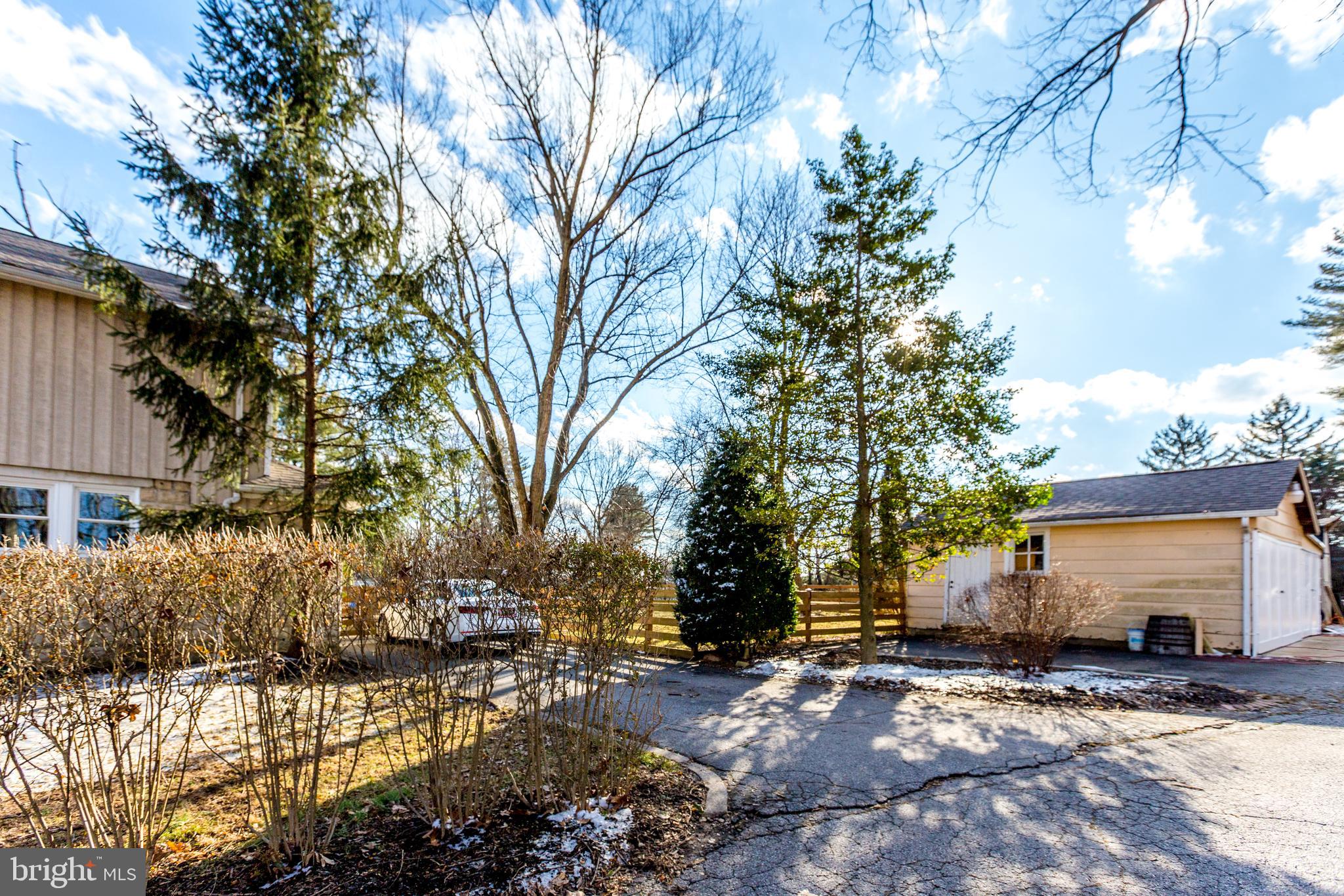 LUTHERVILLE - Residential