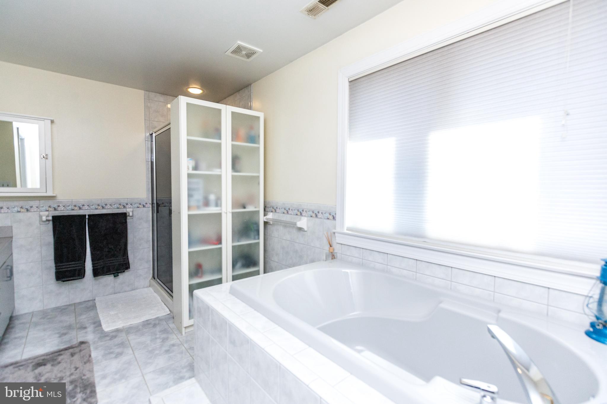 LUTHERVILLE - Residential