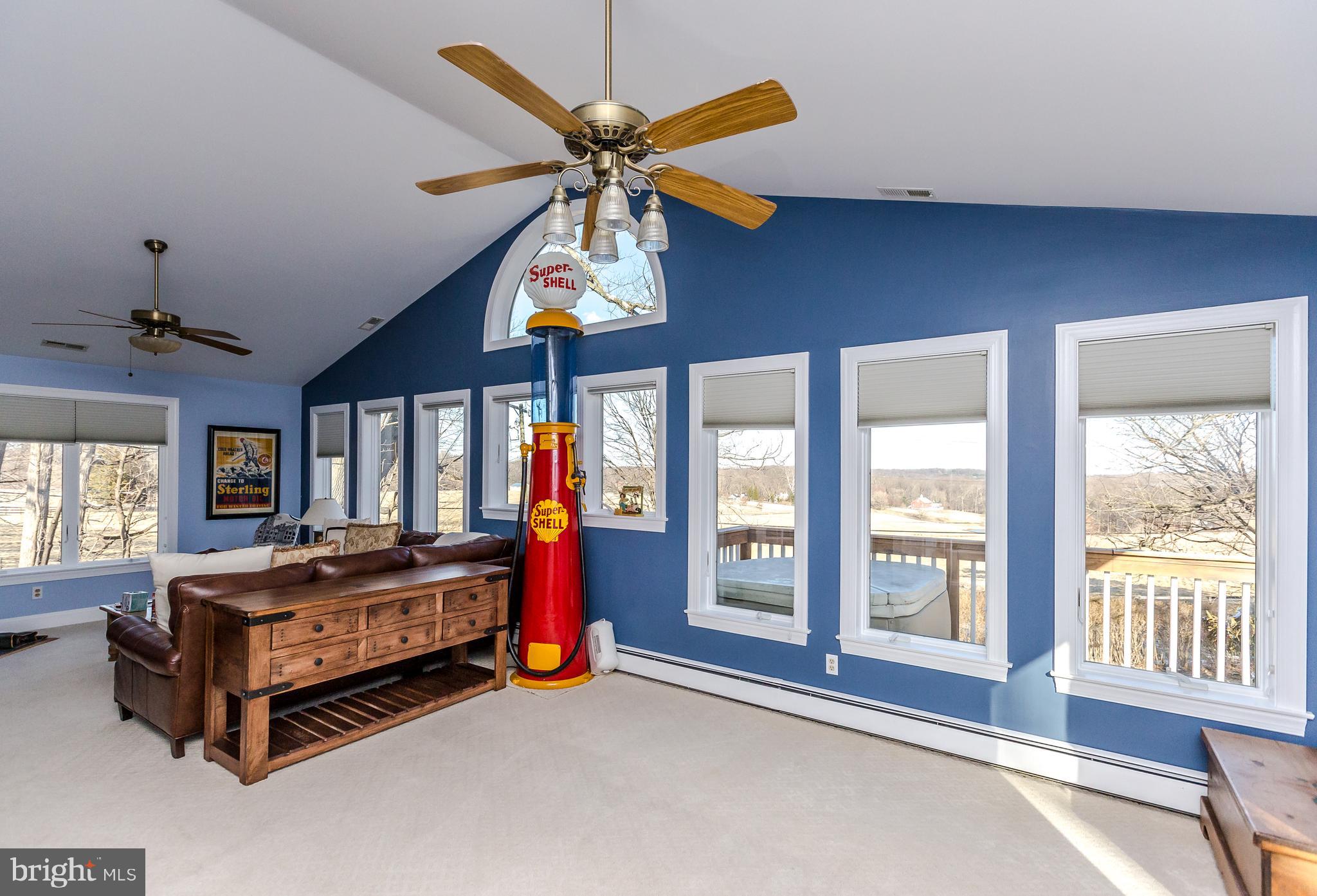 LUTHERVILLE - Residential