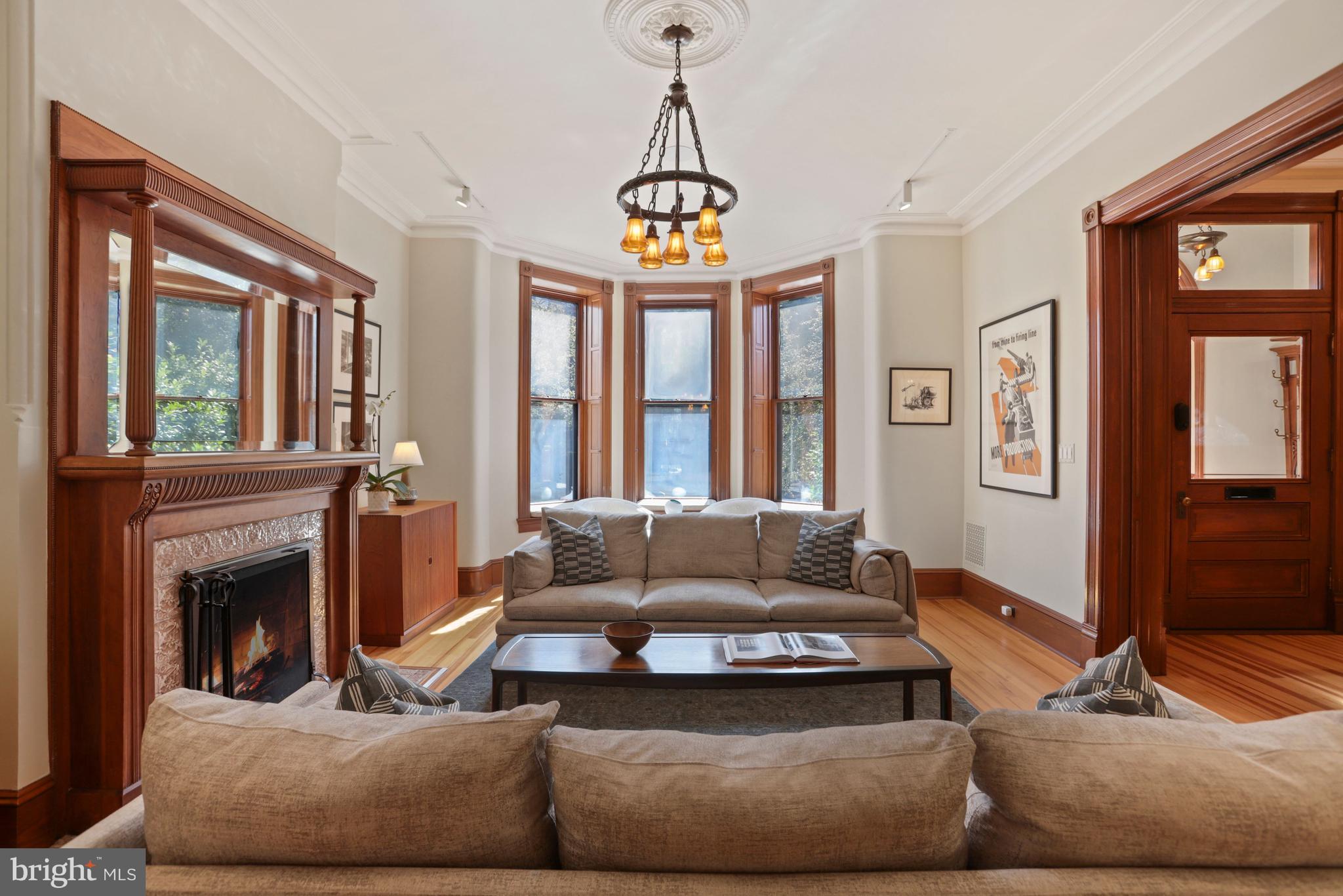LOGAN CIRCLE - Residential