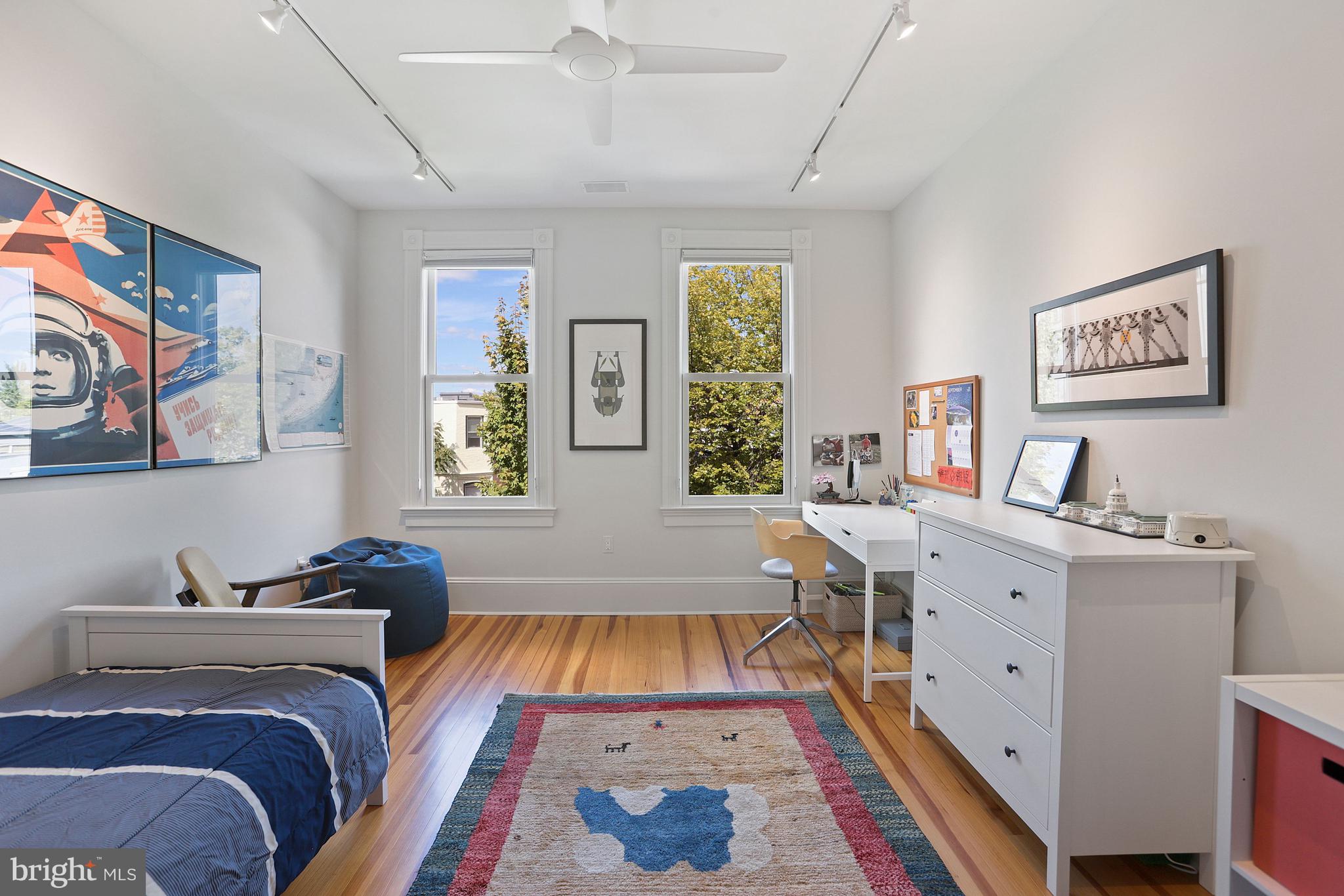 LOGAN CIRCLE - Residential