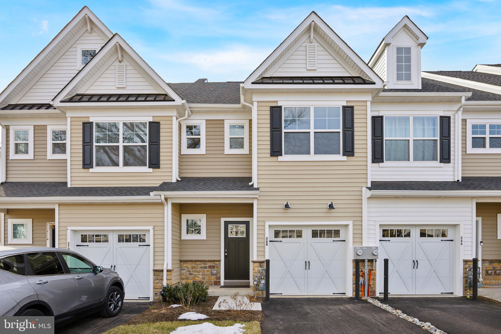 ISAAC COURT - Residential Lease