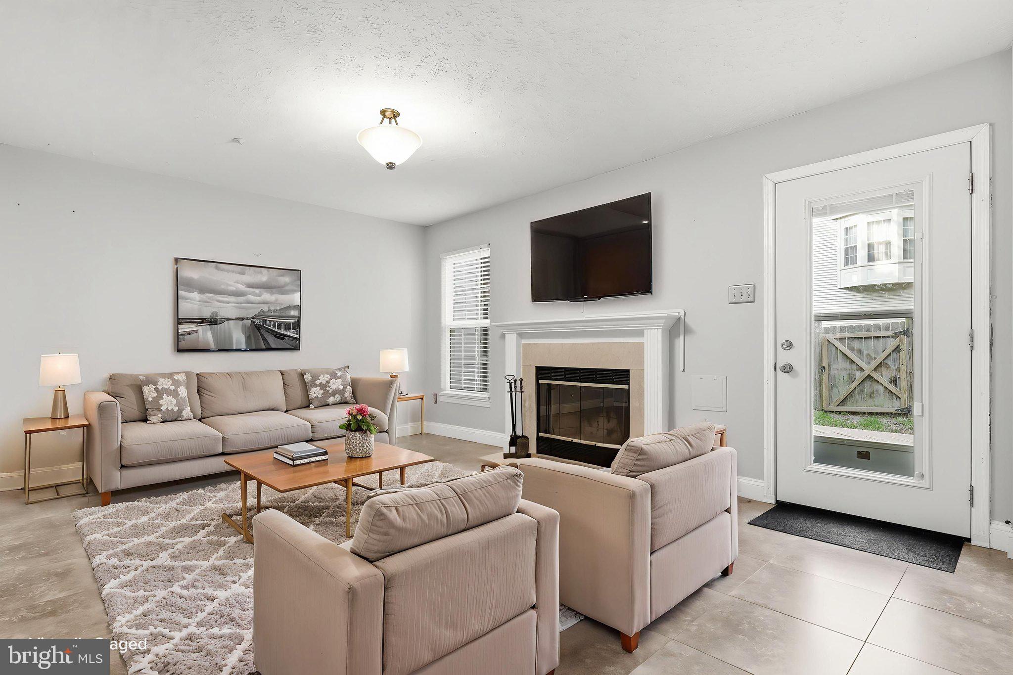 JAMES CREEK - Residential