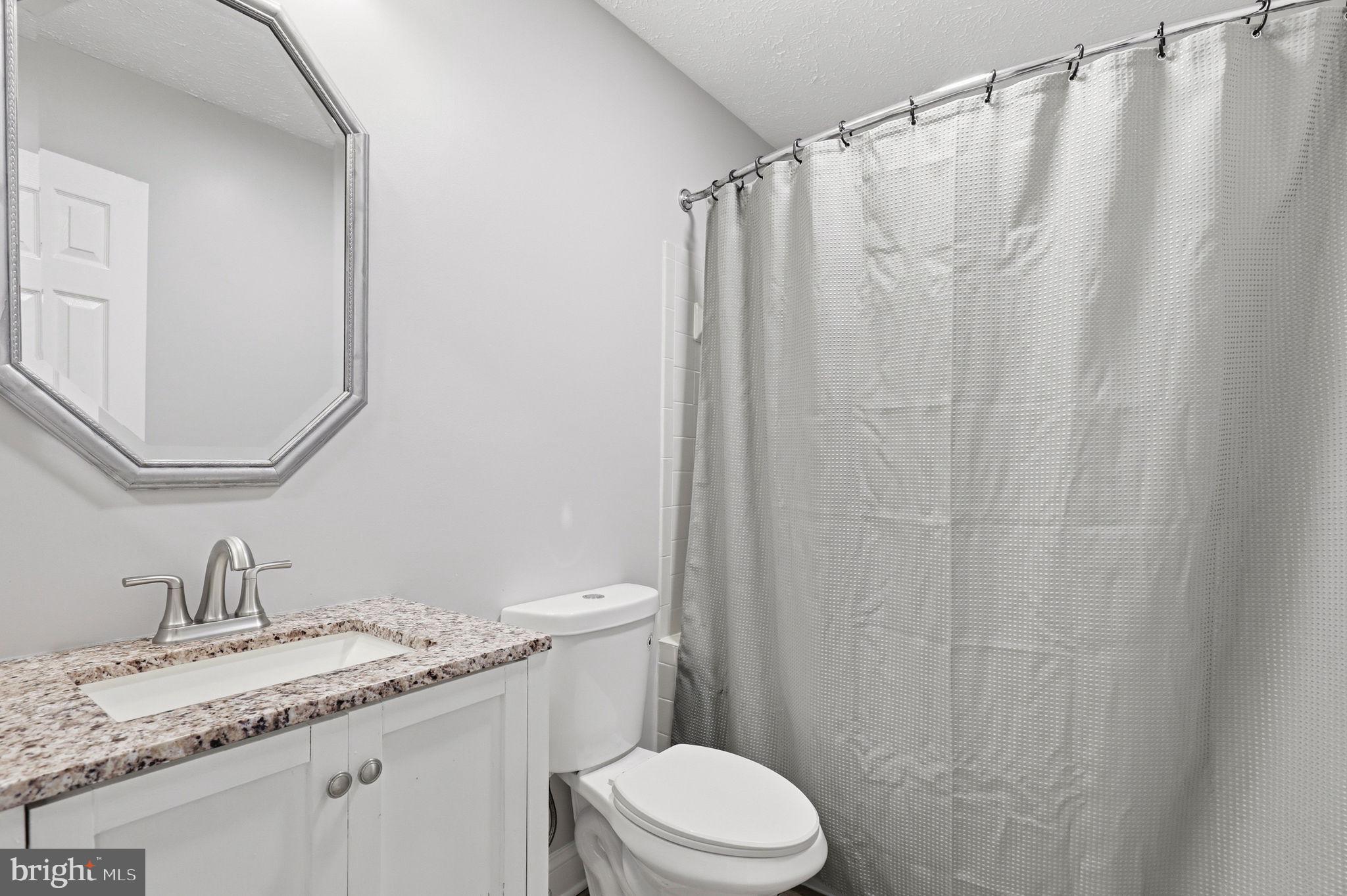 JAMES CREEK - Residential