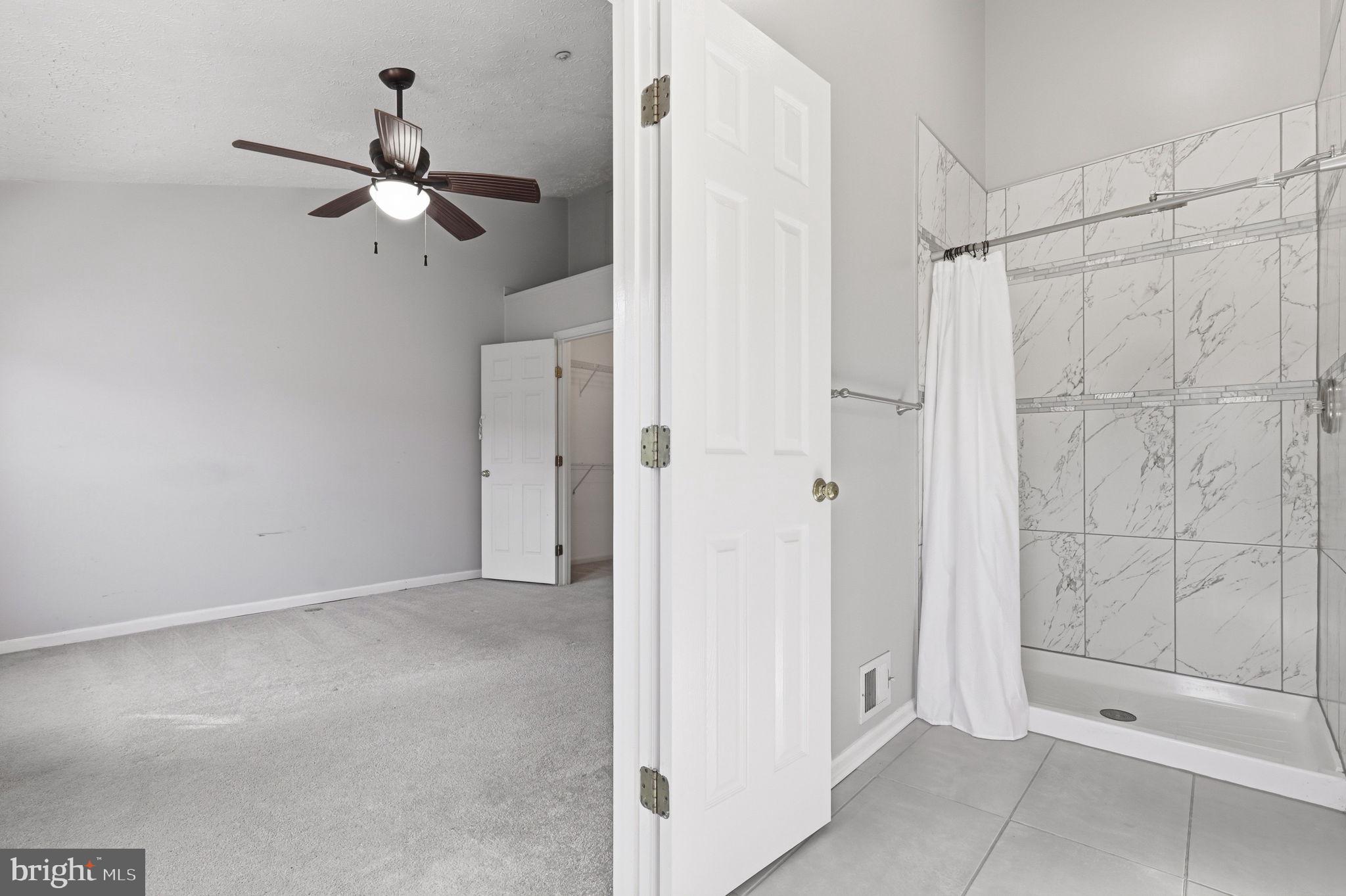 JAMES CREEK - Residential