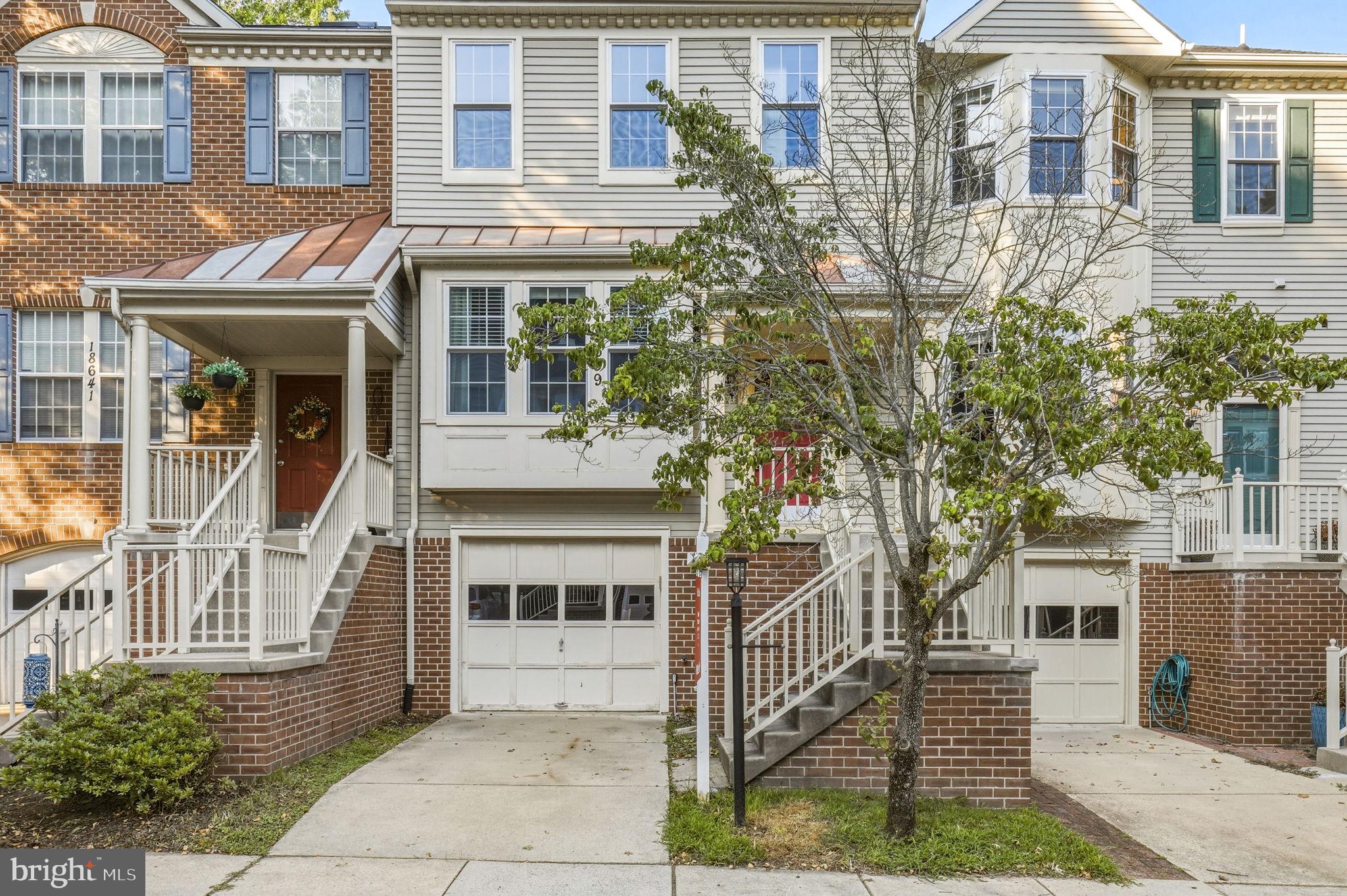 JAMES CREEK - Residential