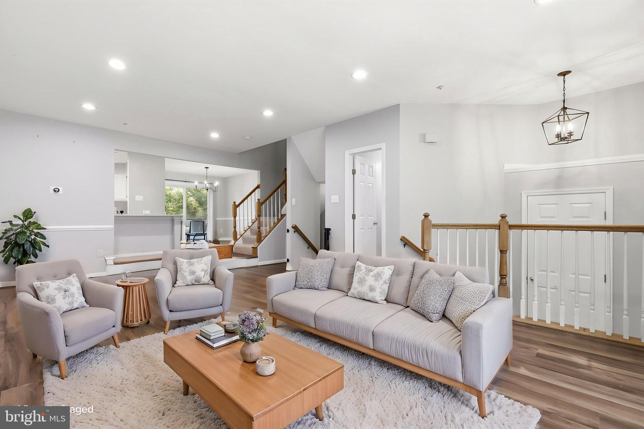 JAMES CREEK - Residential
