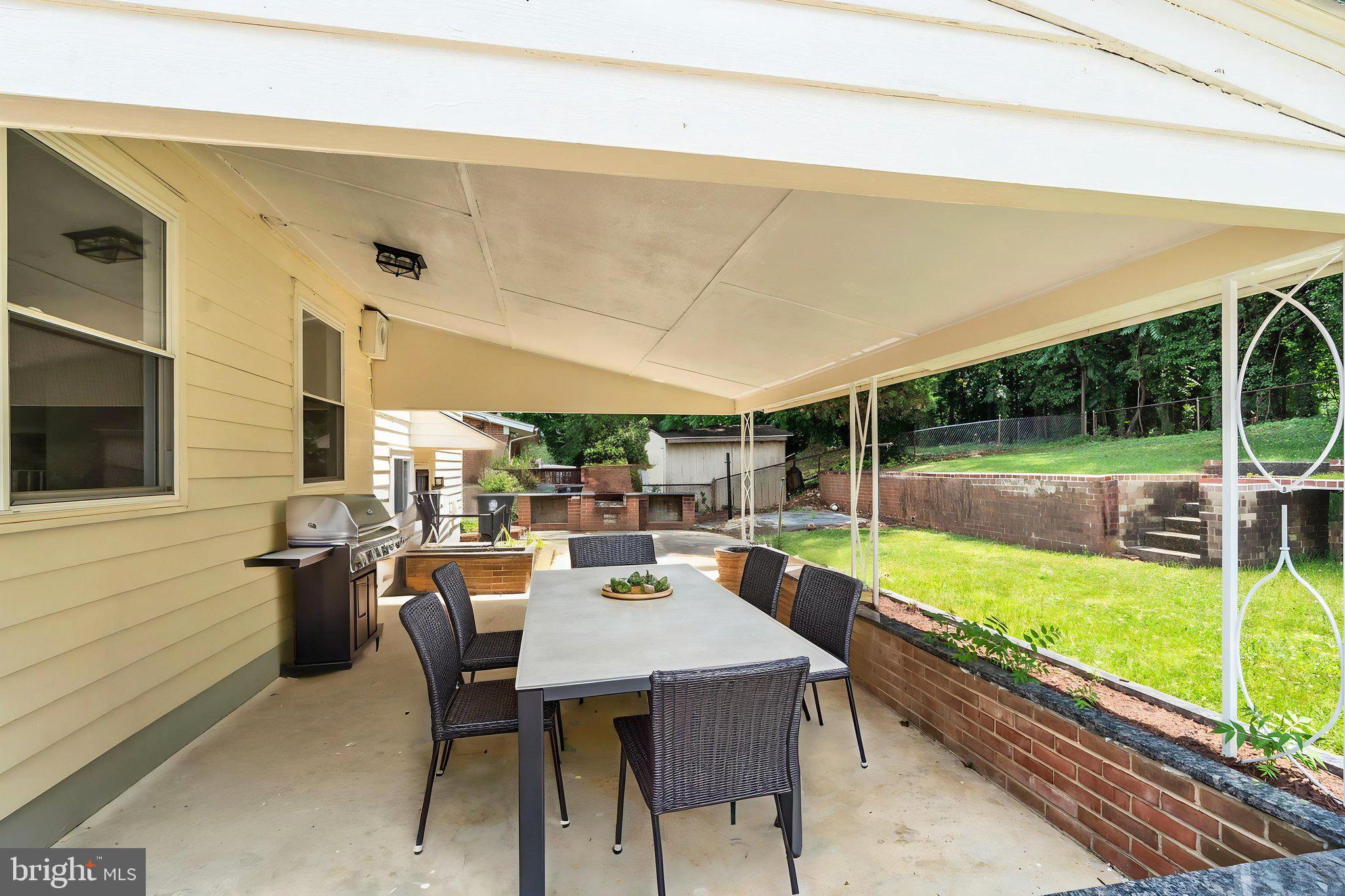 RIVER RIDGE ESTATES - Residential