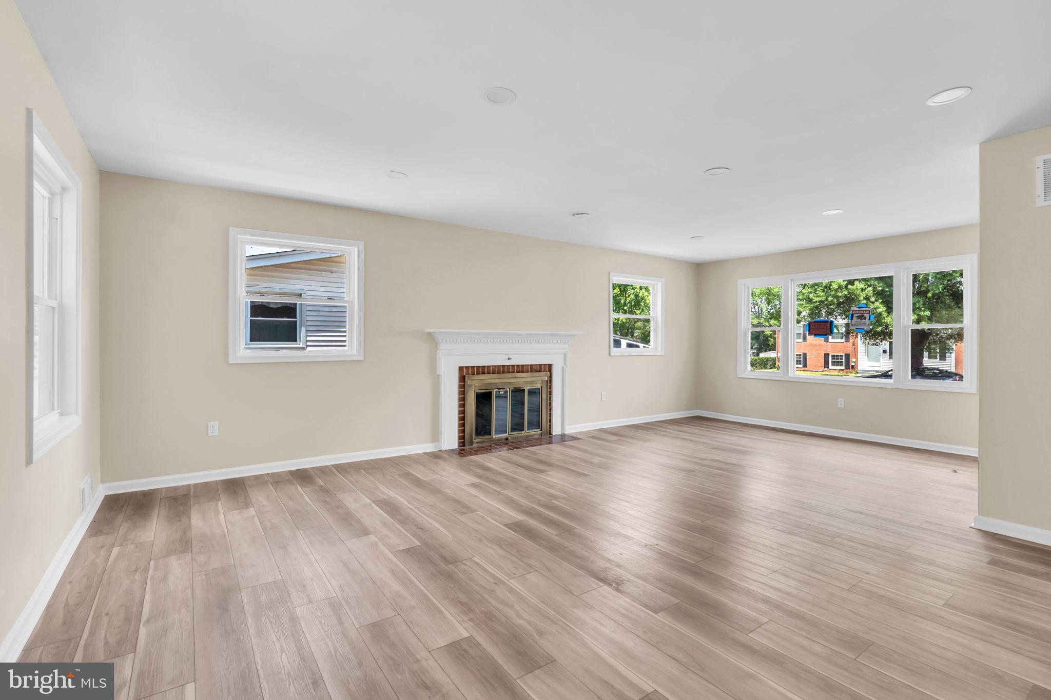 RIVER RIDGE ESTATES - Residential