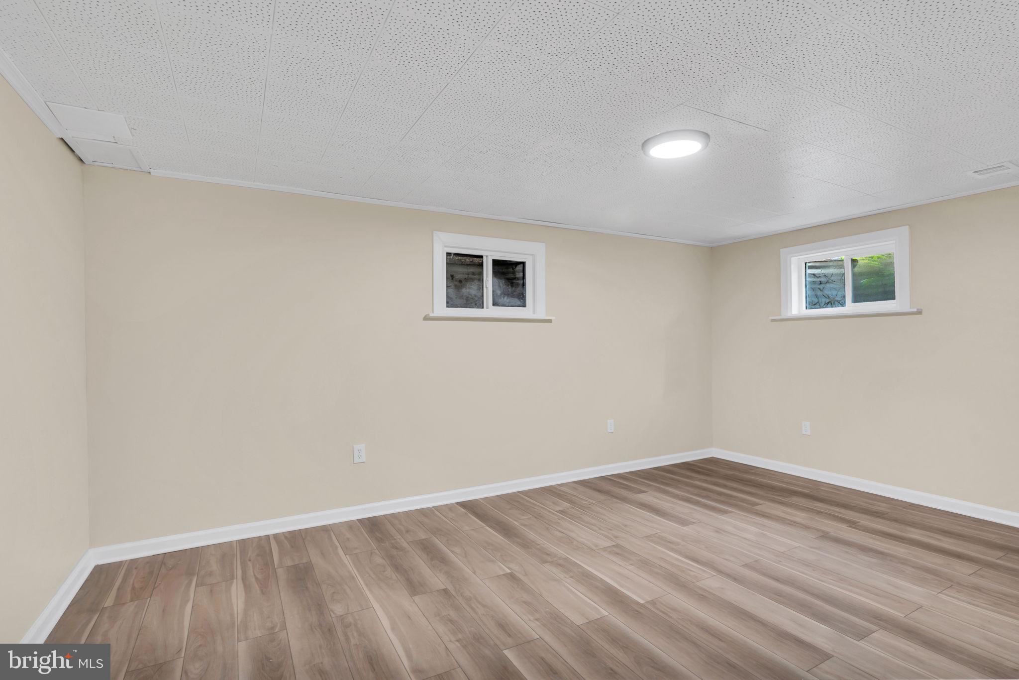 RIVER RIDGE ESTATES - Residential