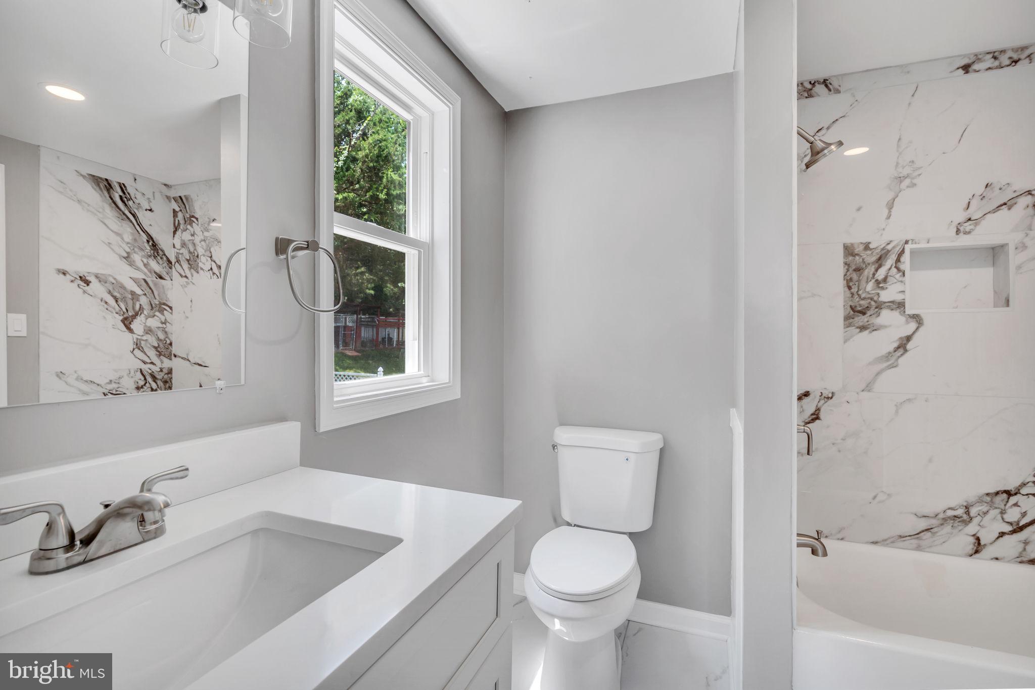 RIVER RIDGE ESTATES - Residential