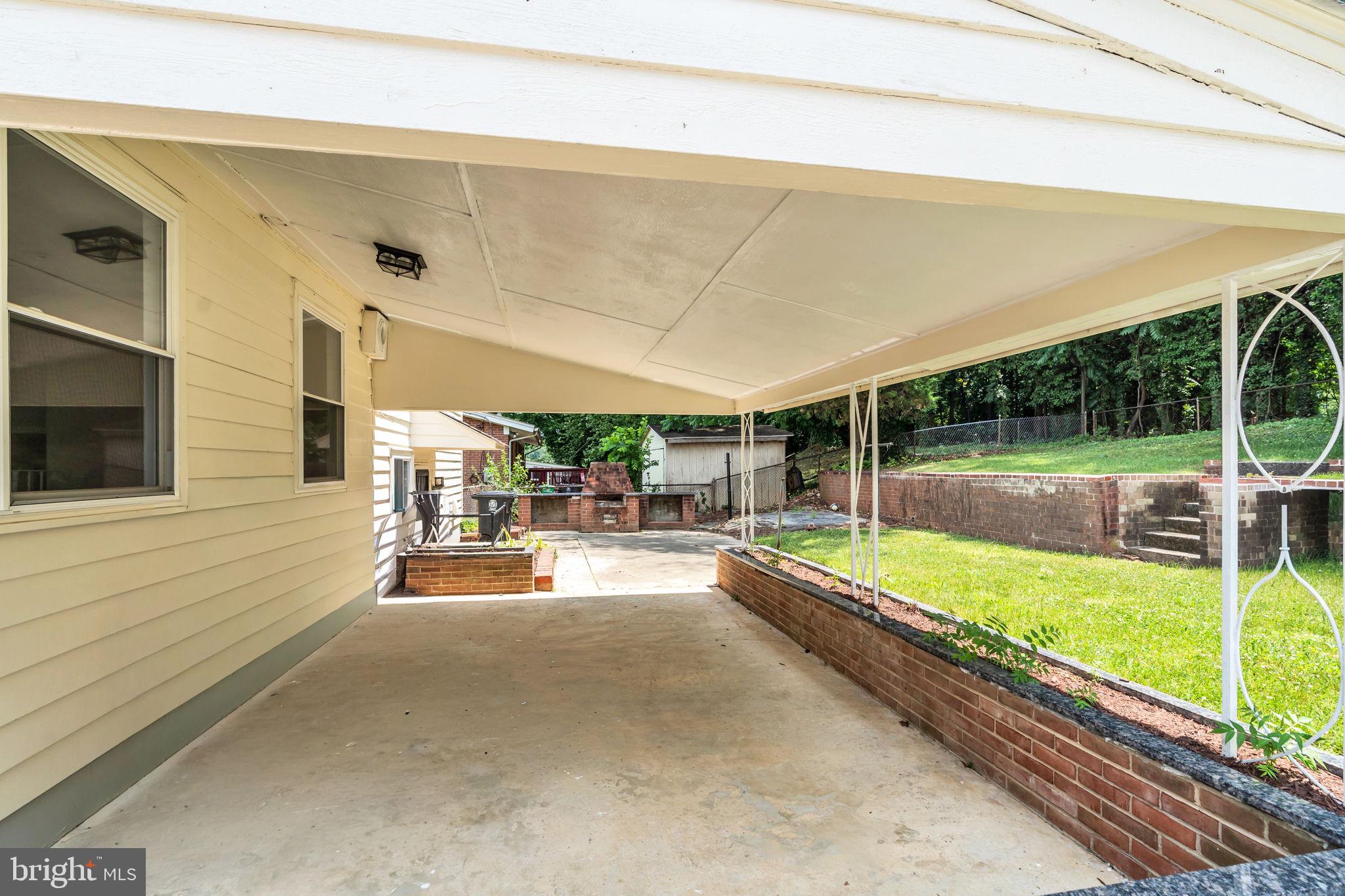 RIVER RIDGE ESTATES - Residential
