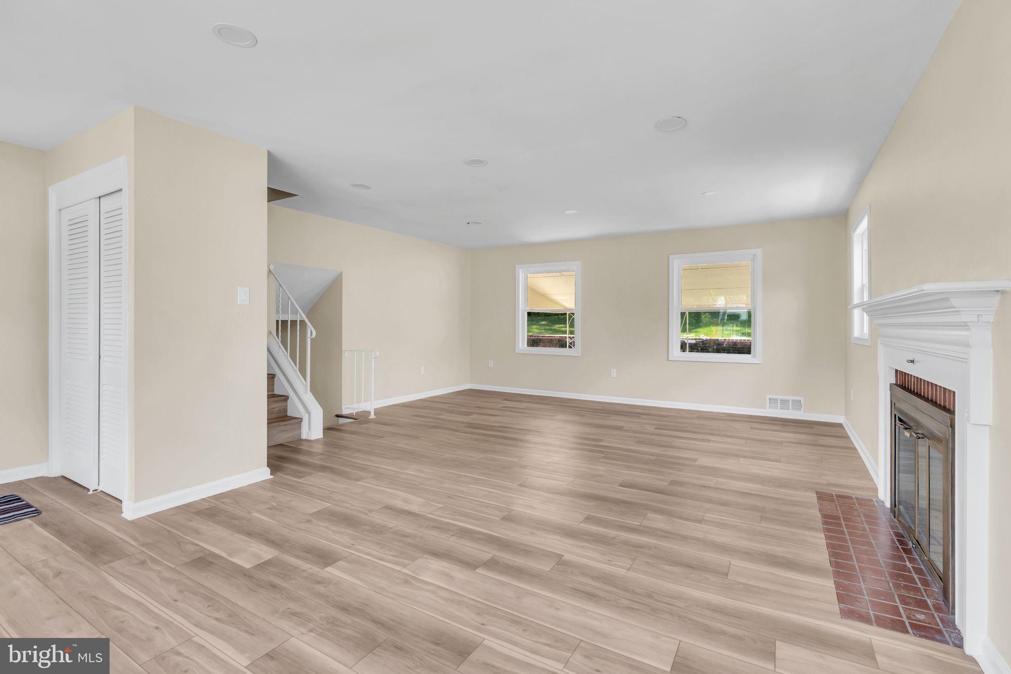 RIVER RIDGE ESTATES - Residential