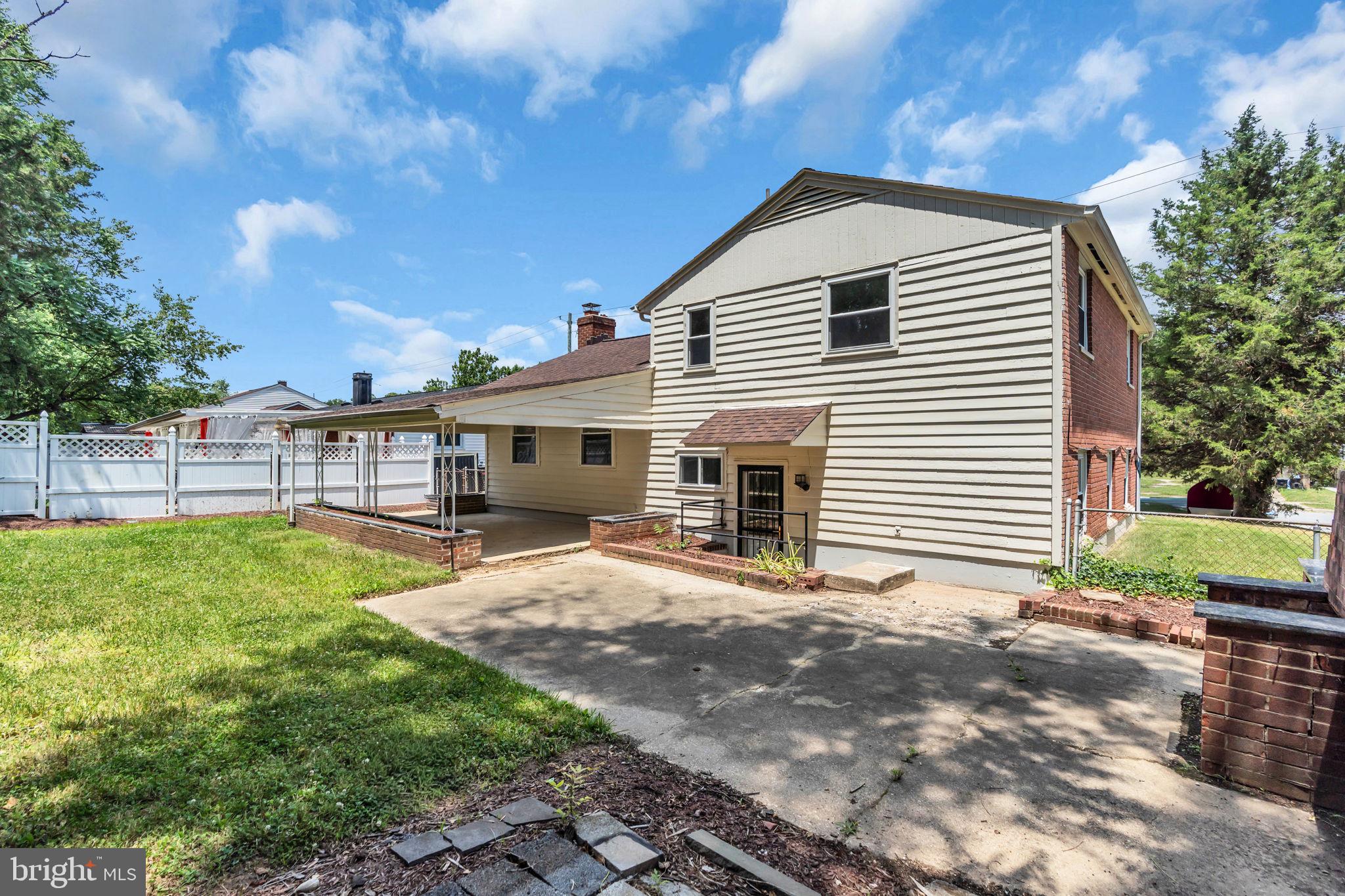 RIVER RIDGE ESTATES - Residential