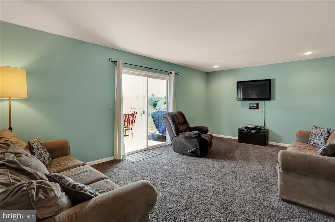 SOUTH MOUNTAIN ESTATES - Residential