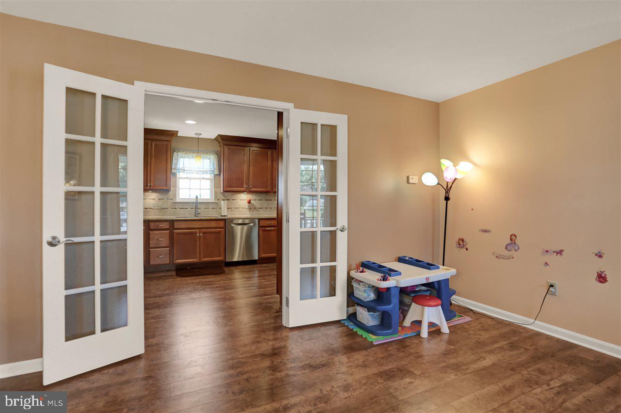SOUTH MOUNTAIN ESTATES - Residential