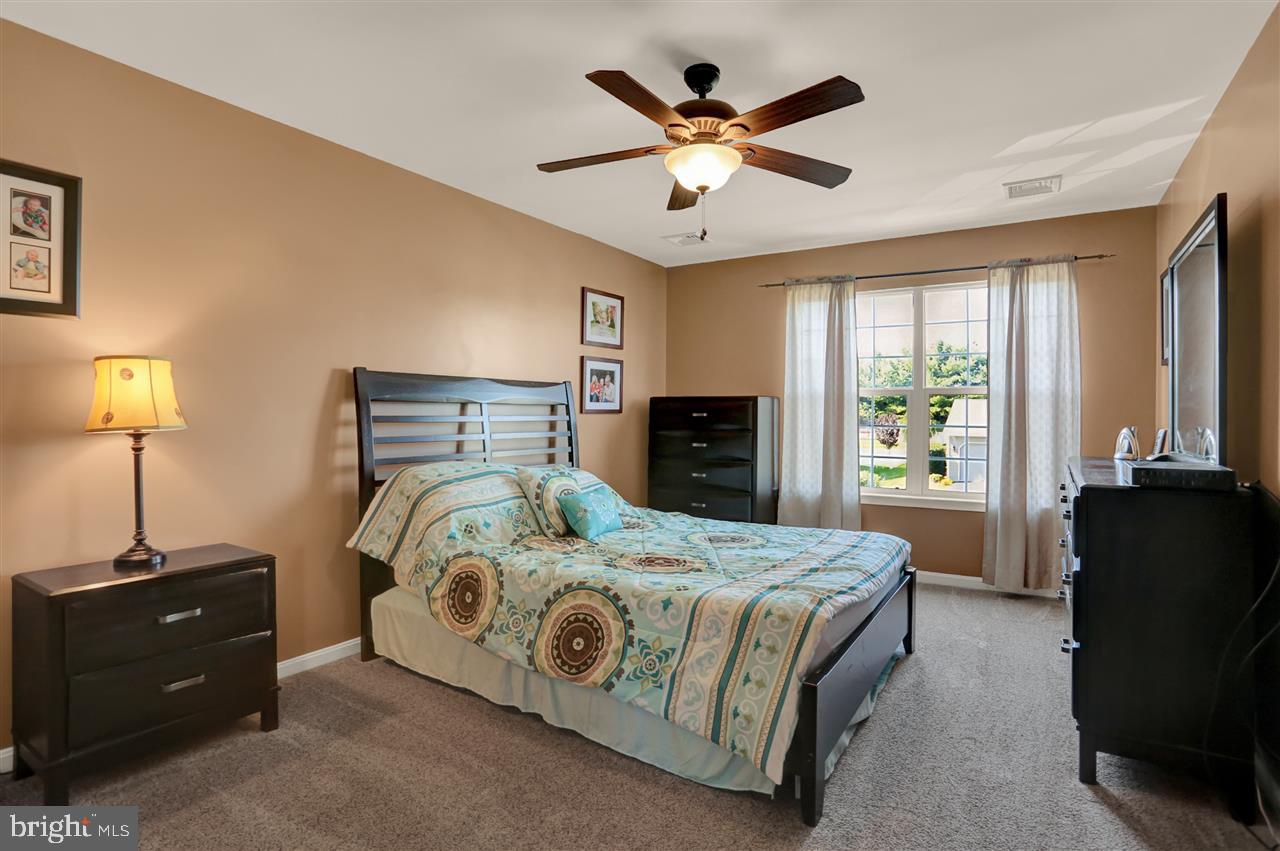 SOUTH MOUNTAIN ESTATES - Residential