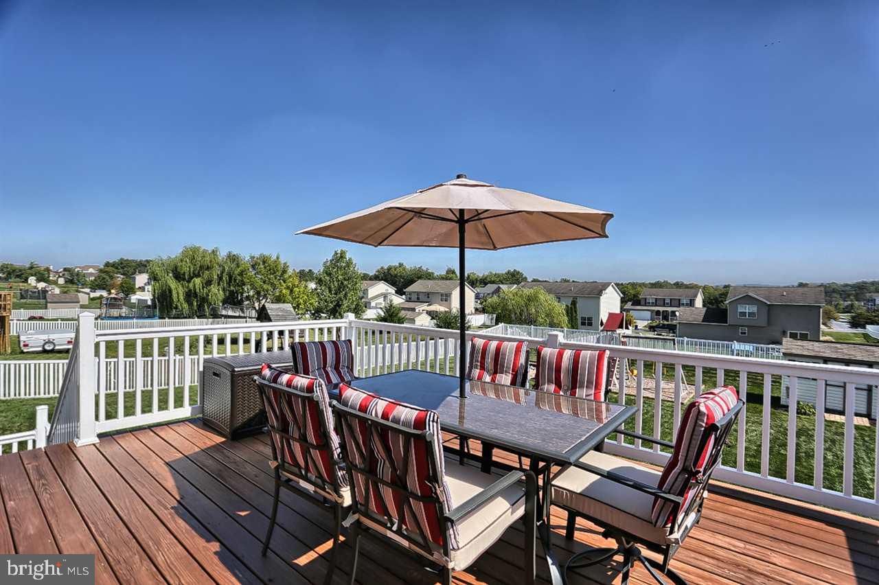 SOUTH MOUNTAIN ESTATES - Residential