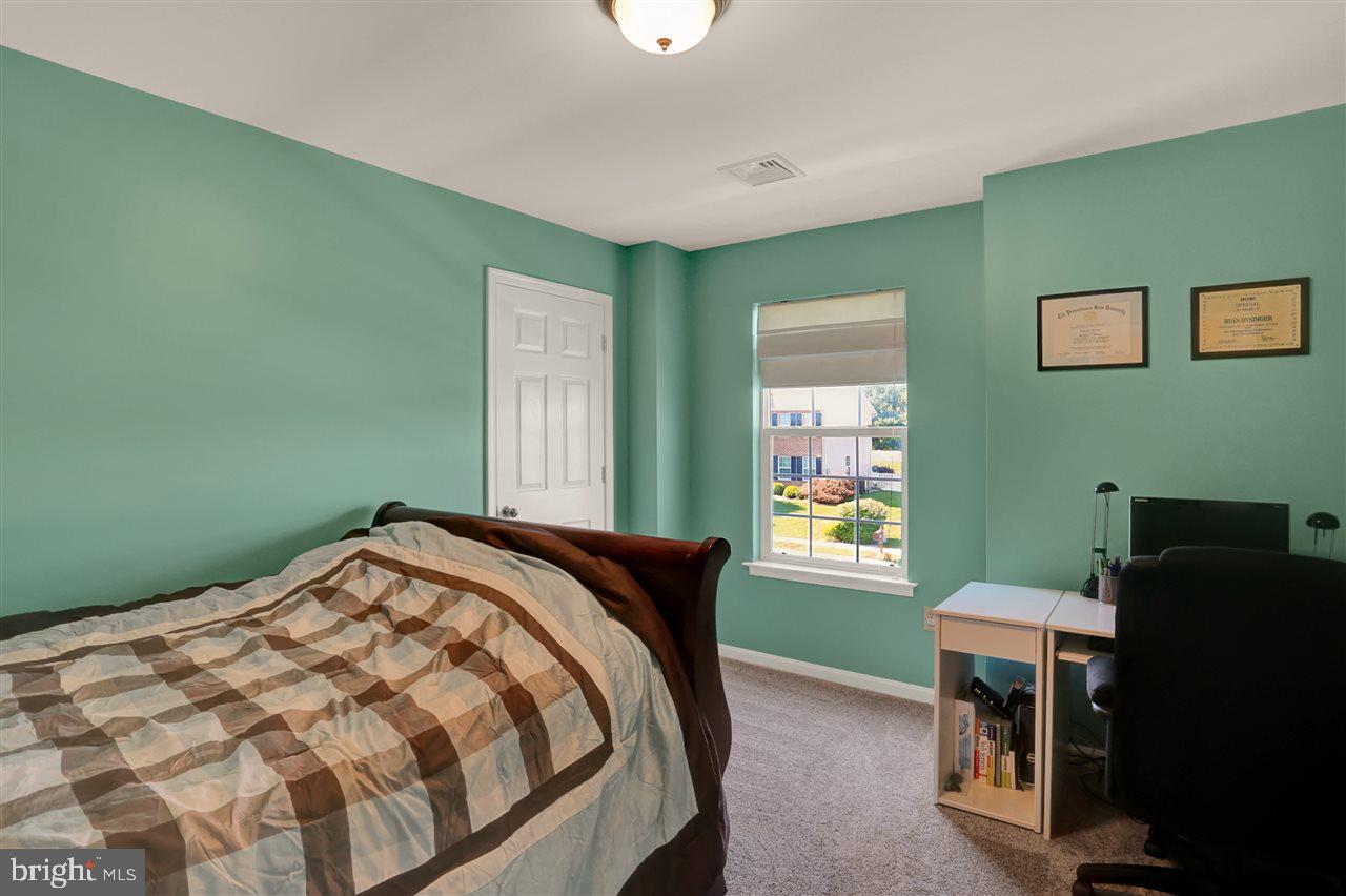SOUTH MOUNTAIN ESTATES - Residential