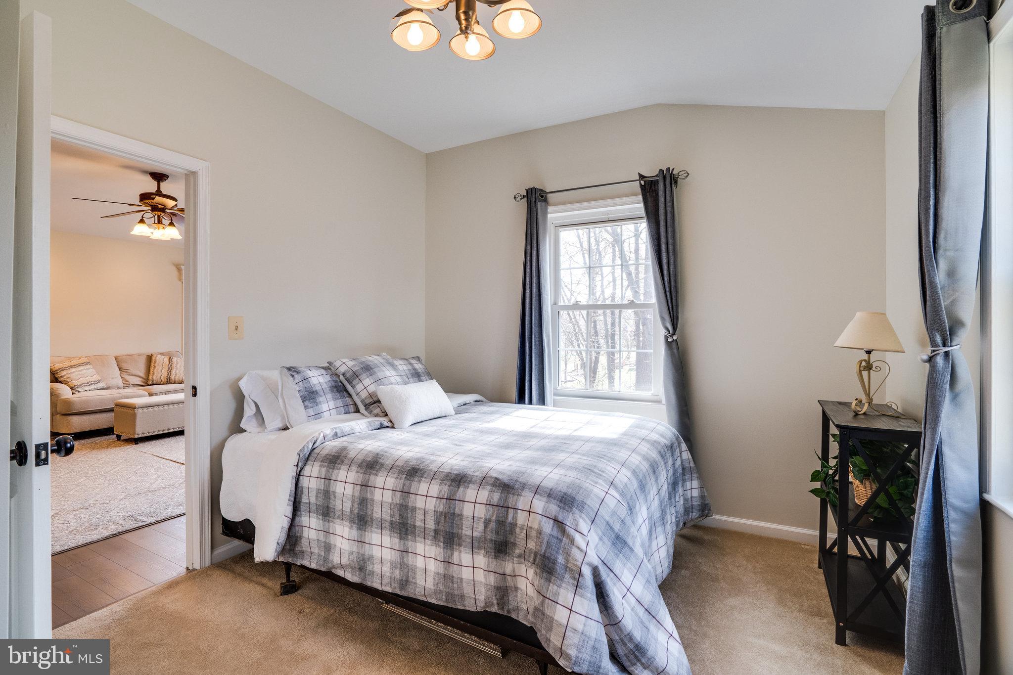 WELLINGTON/CLOVERHILL - Residential