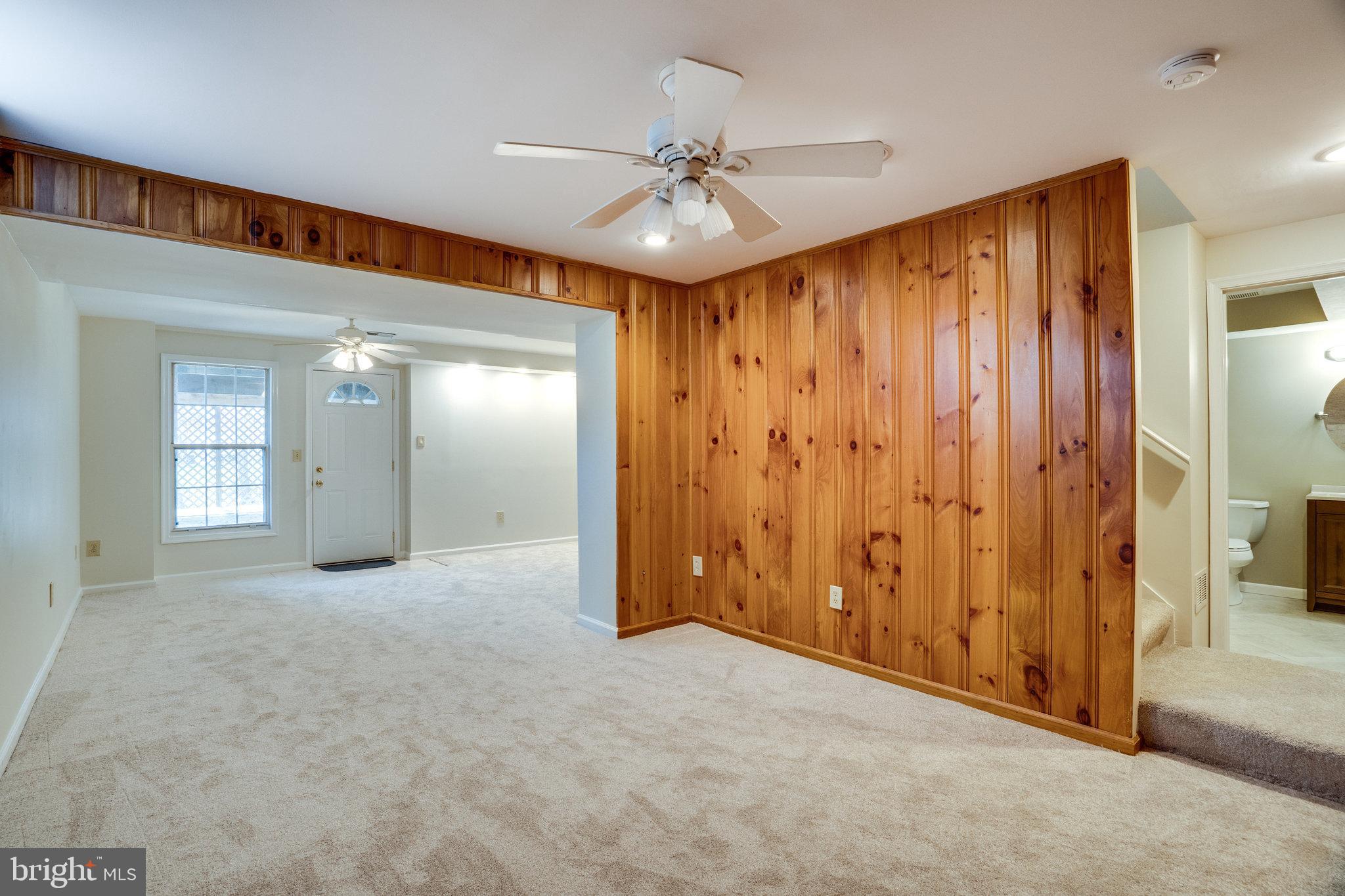 WELLINGTON/CLOVERHILL - Residential