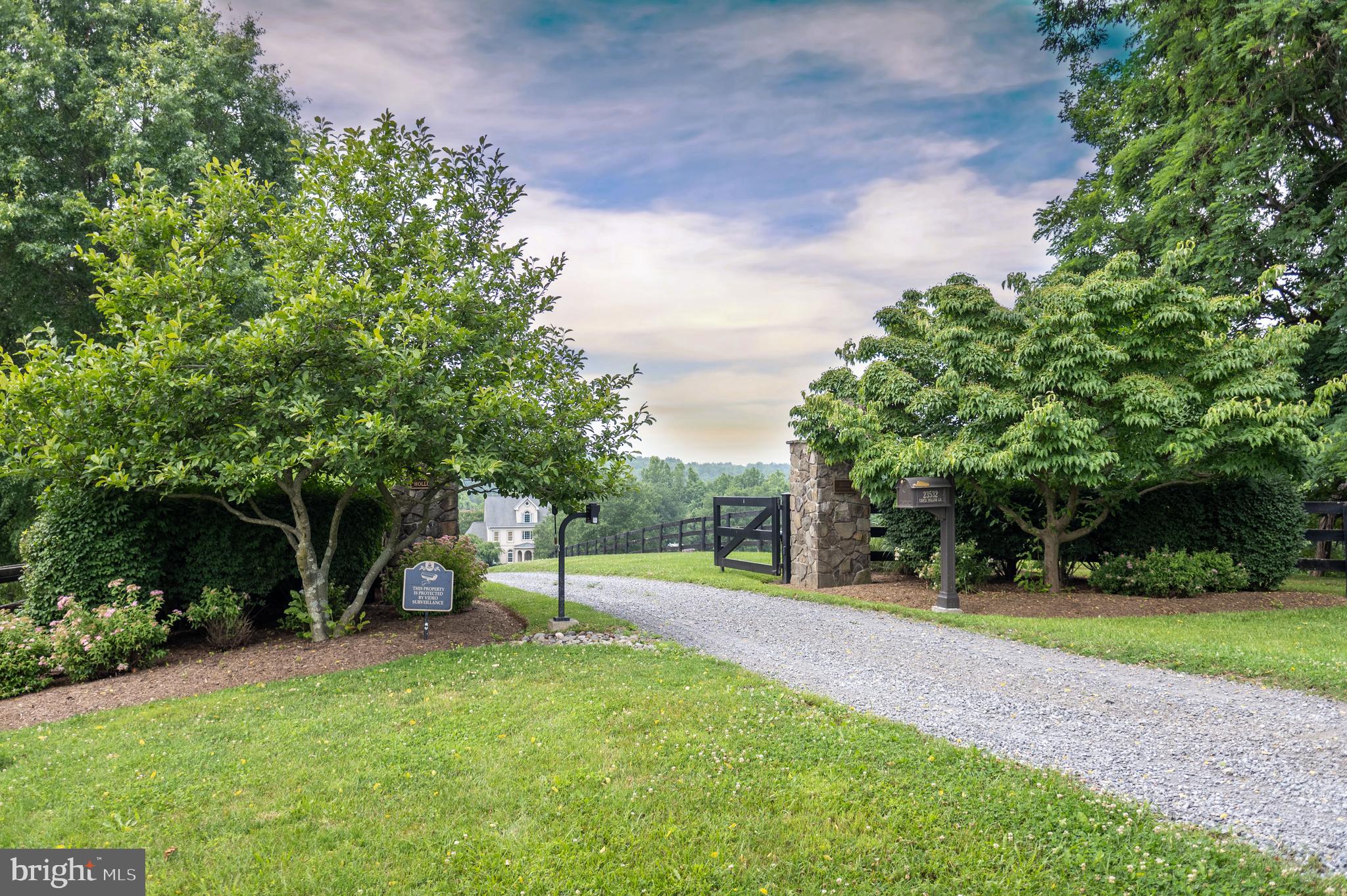PAPER CHASE FARM - Residential