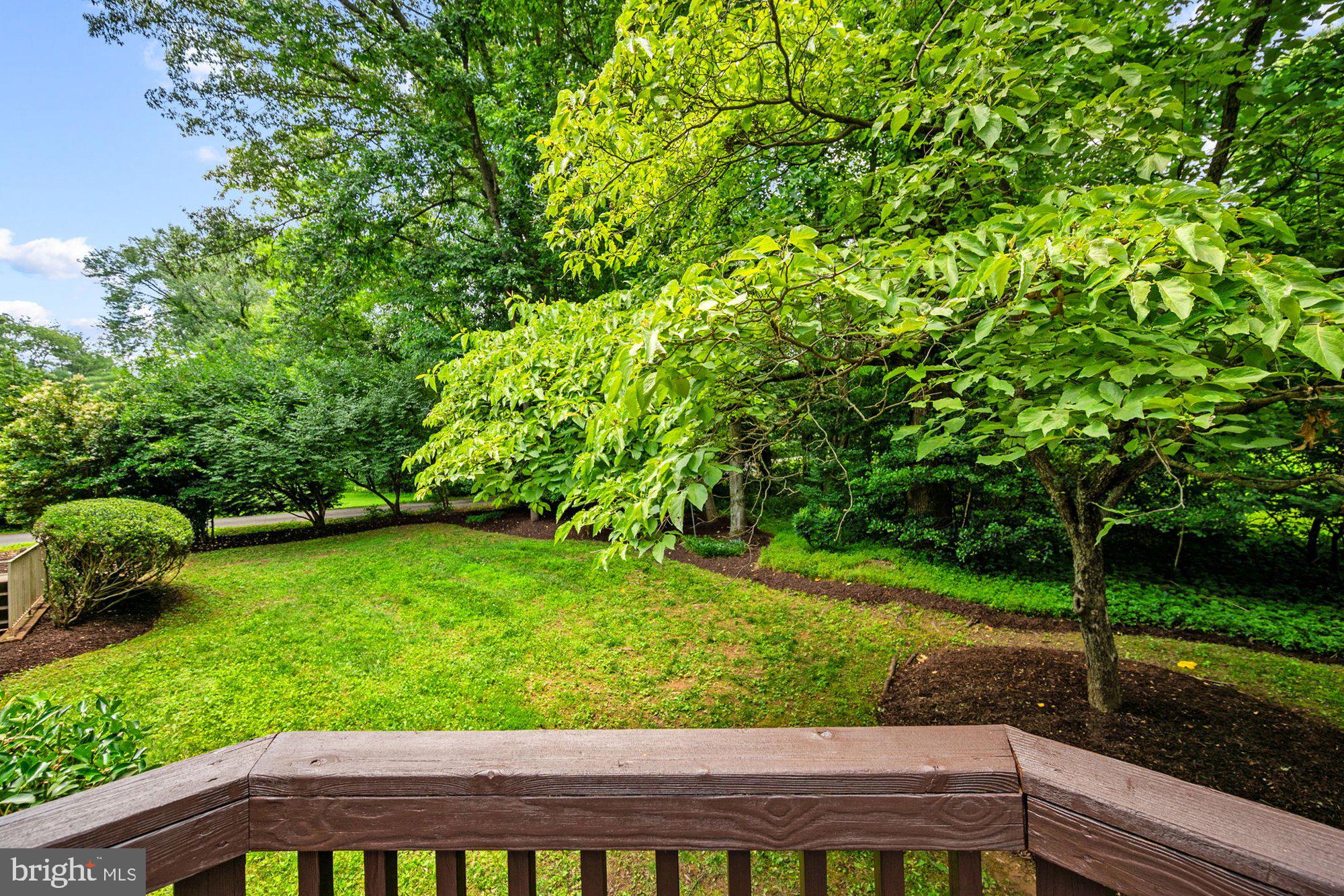 WAPLES MILL ESTATES - Residential