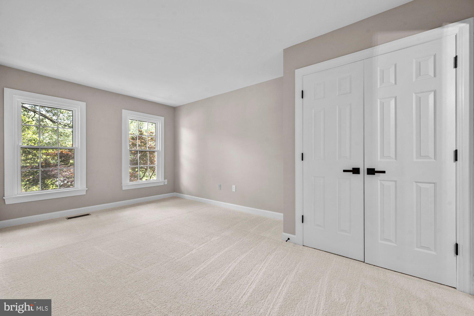 WAPLES MILL ESTATES - Residential