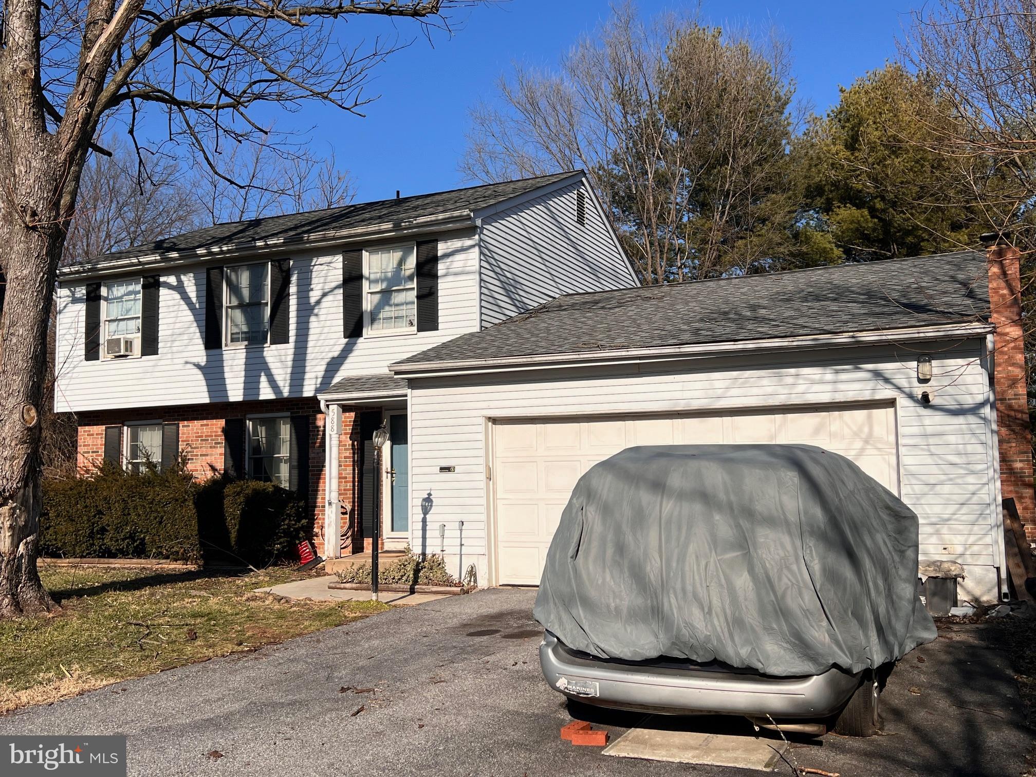 HILCREST ORCHARDS - Residential