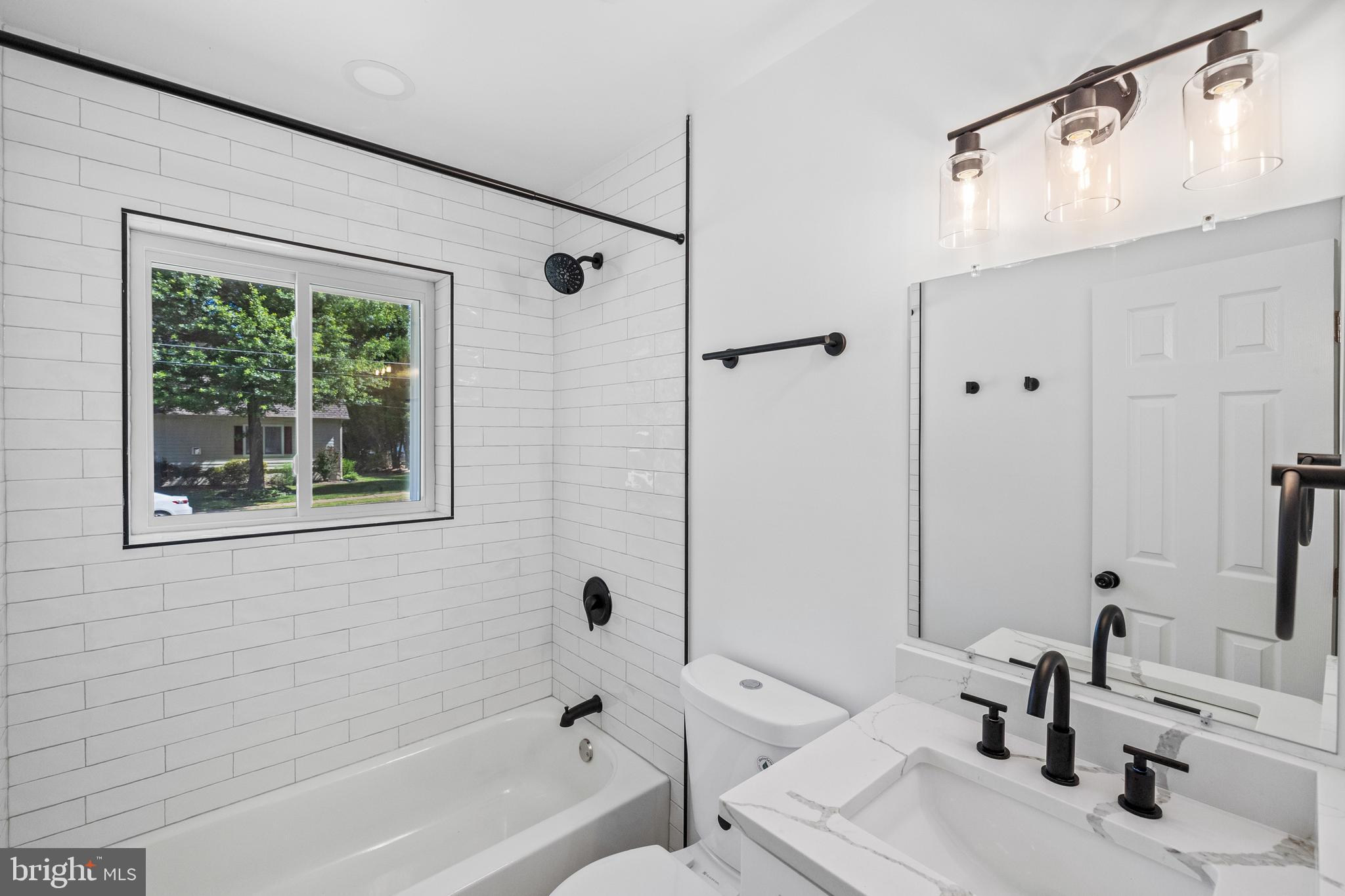 NORTH SPRINGFIELD - Residential Lease