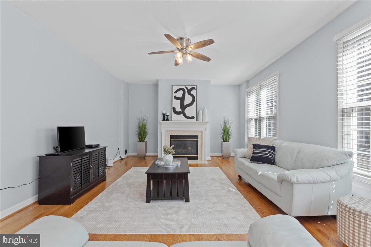 LORTON STATION - Residential