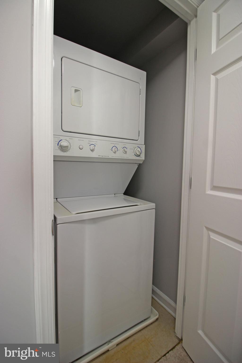 WILTON HOUSE - Residential Lease