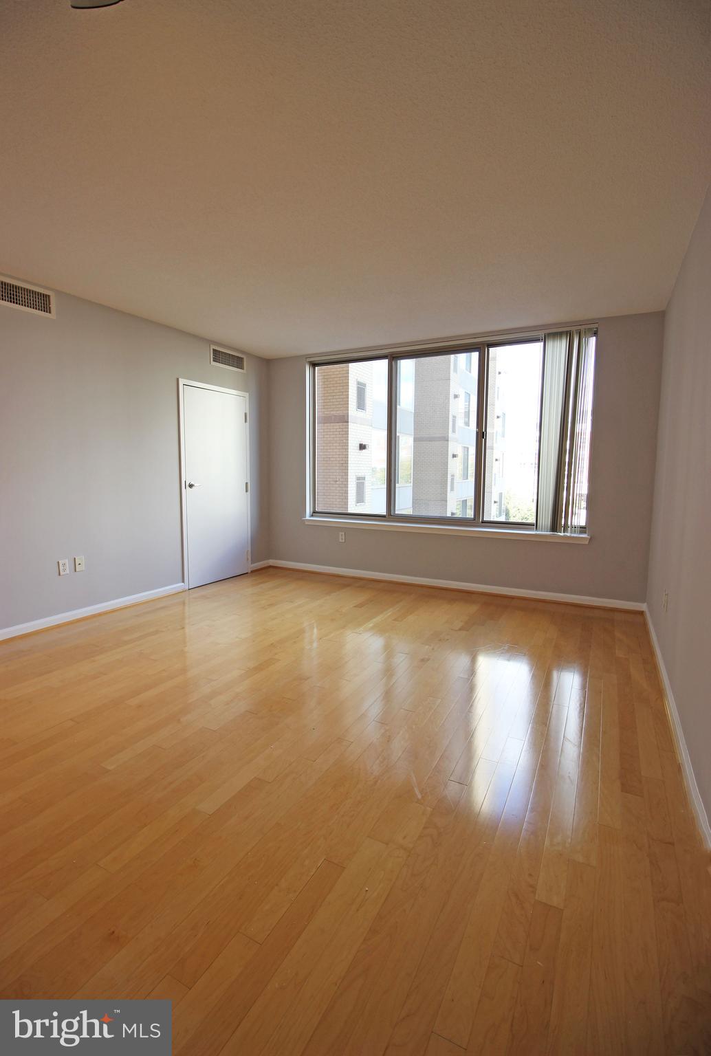 WILTON HOUSE - Residential Lease