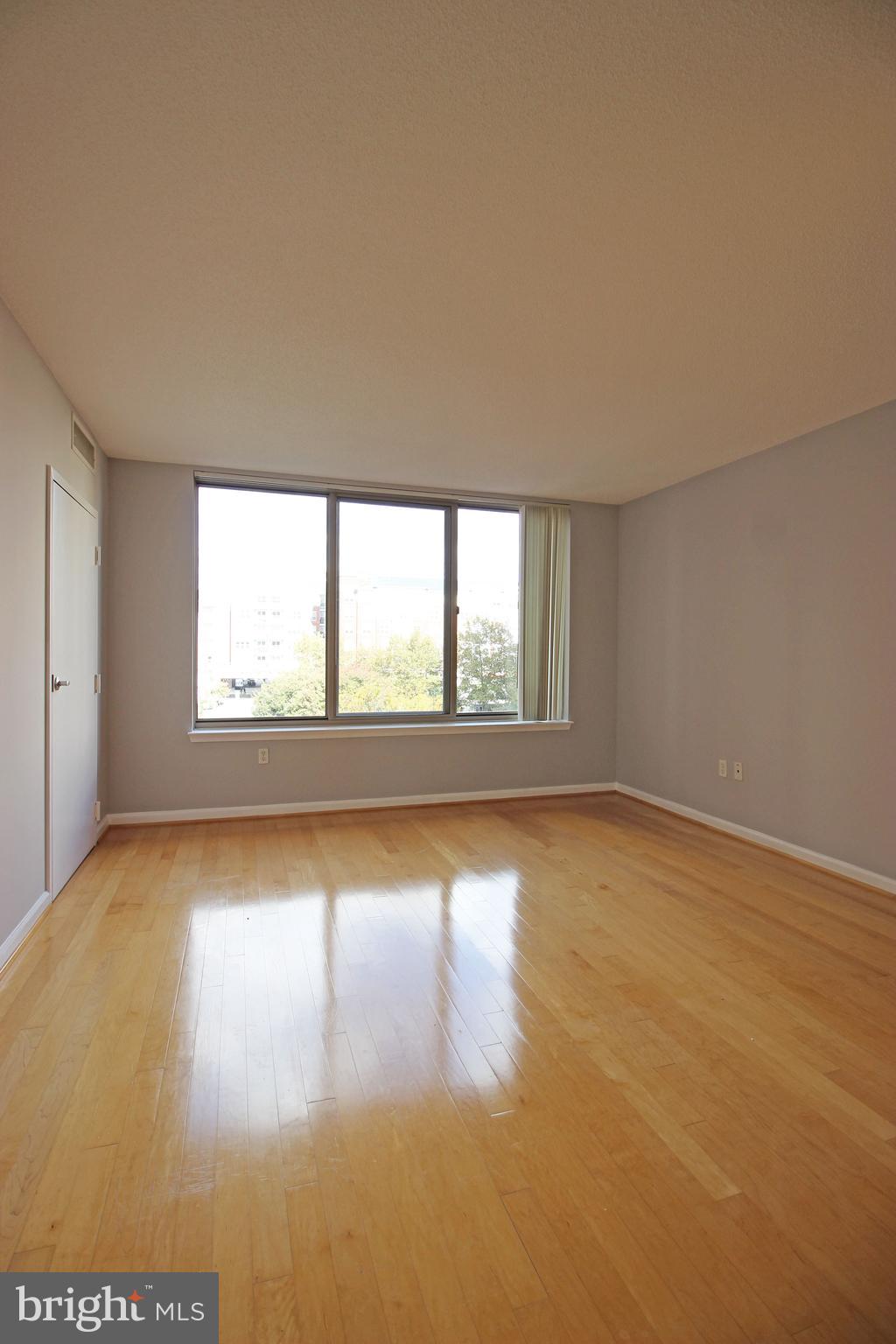 WILTON HOUSE - Residential Lease