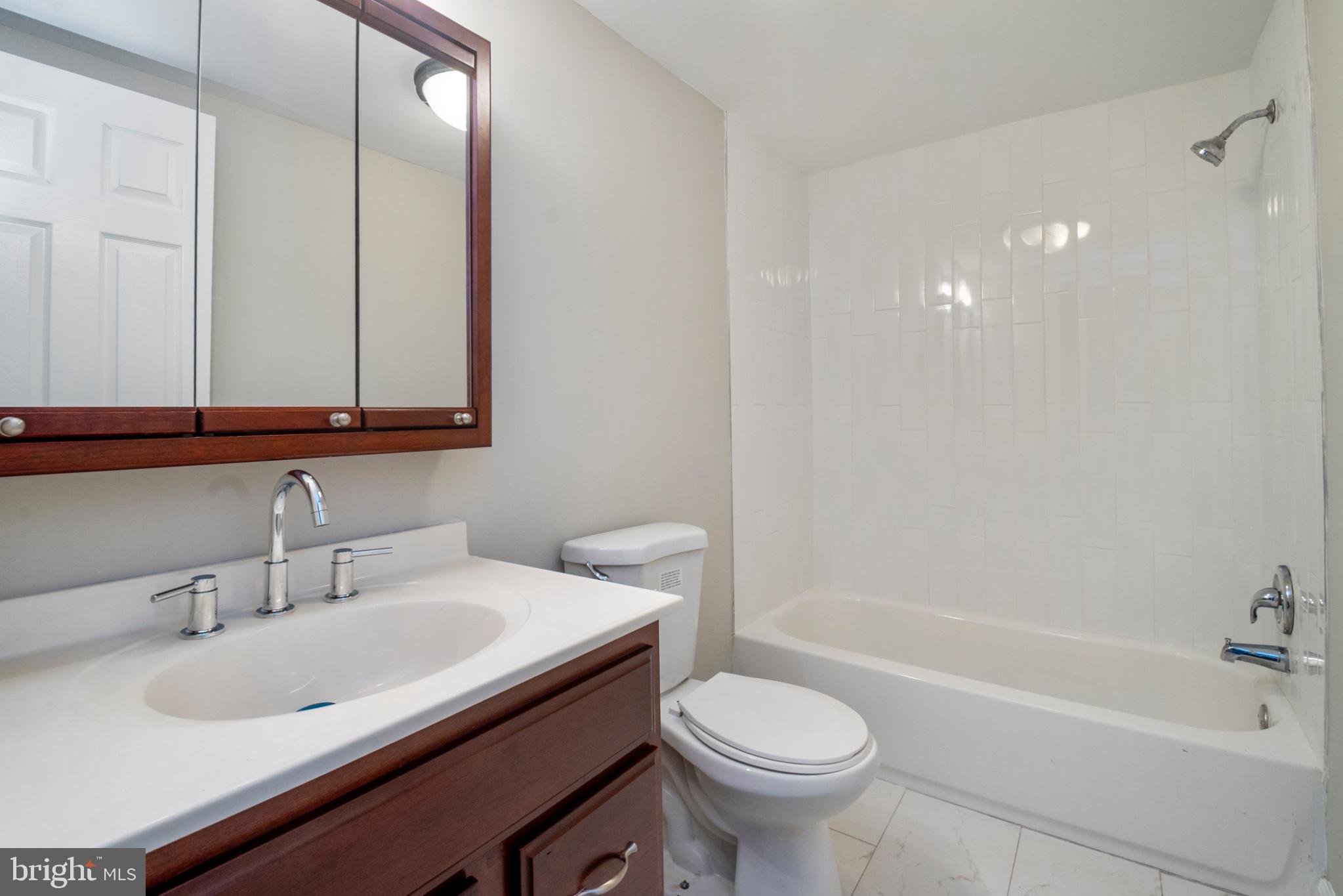 BROOKLYN - Residential