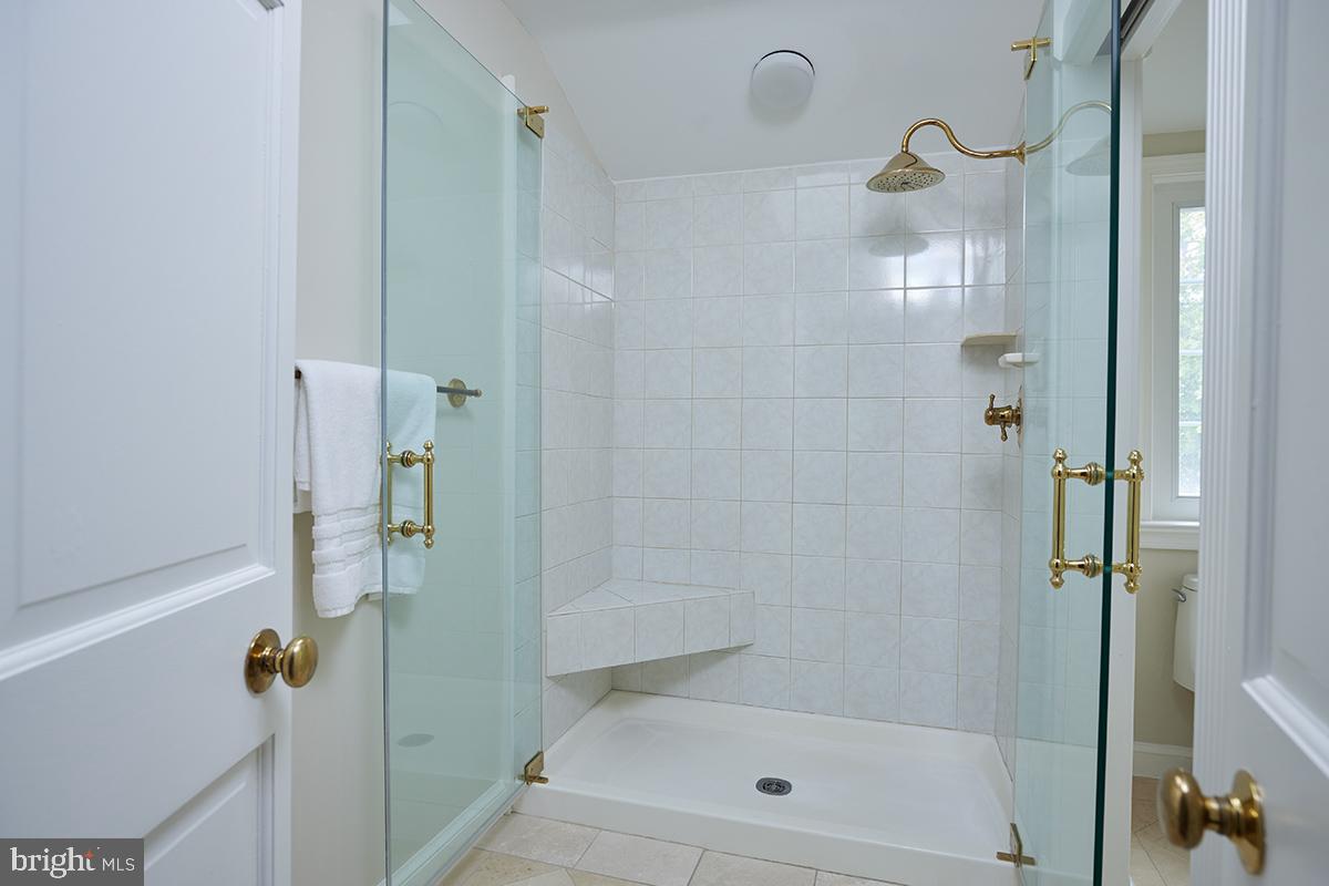 CHEVY CHASE VILLAGE - Residential
