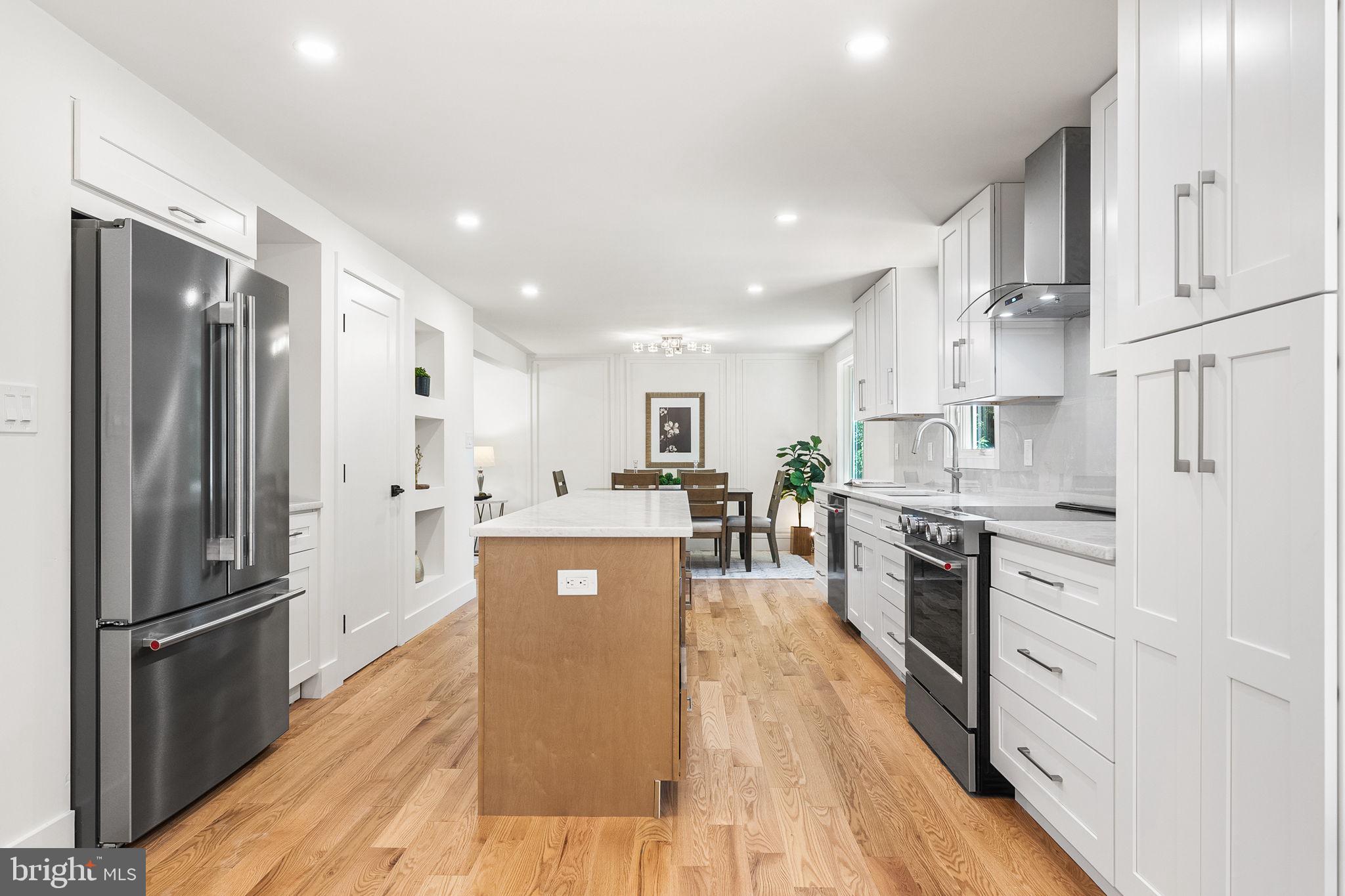 EDGELEA WOODS - Residential