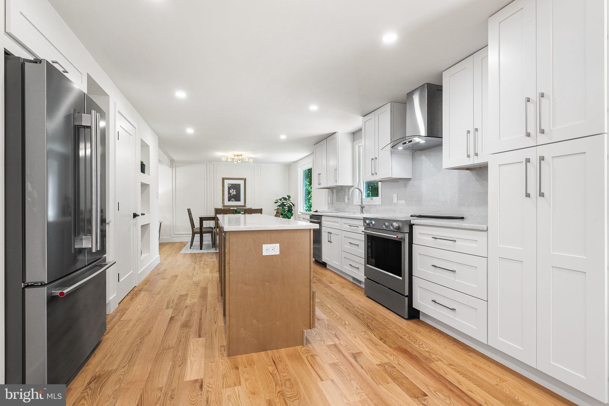 EDGELEA WOODS - Residential
