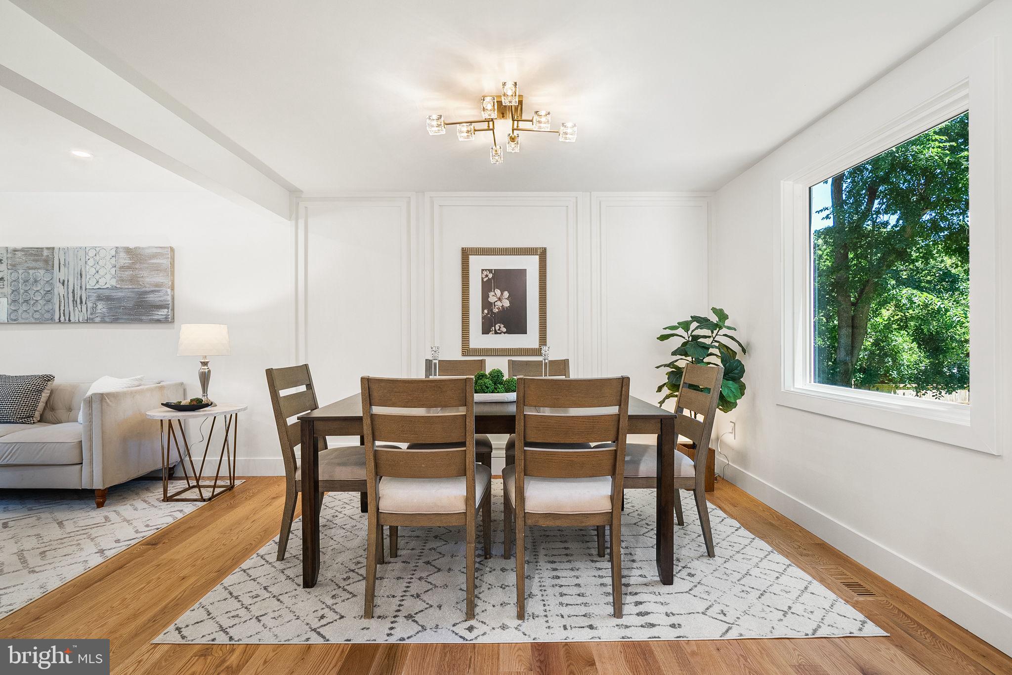 EDGELEA WOODS - Residential