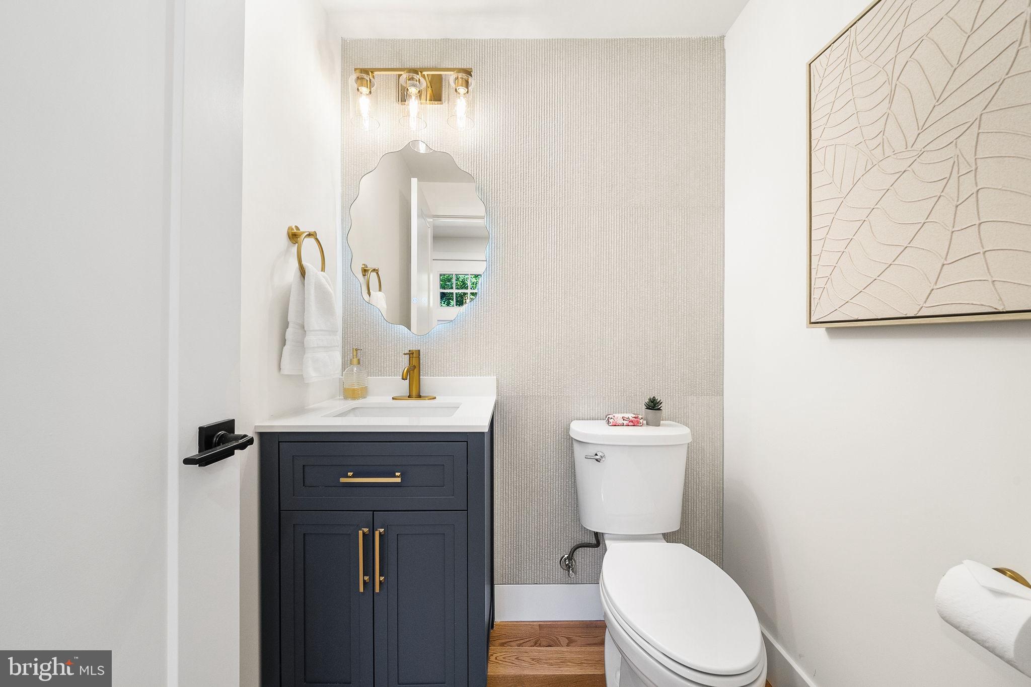 EDGELEA WOODS - Residential