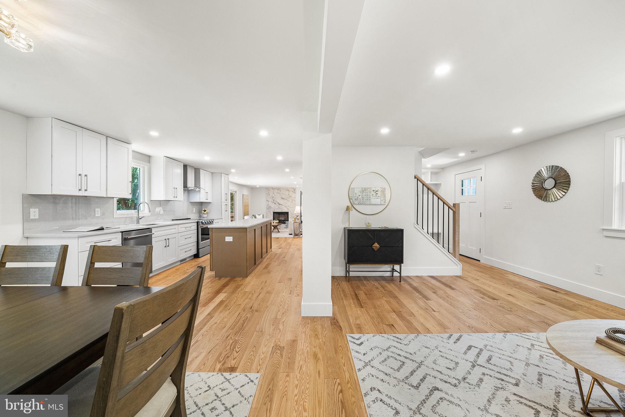 EDGELEA WOODS - Residential