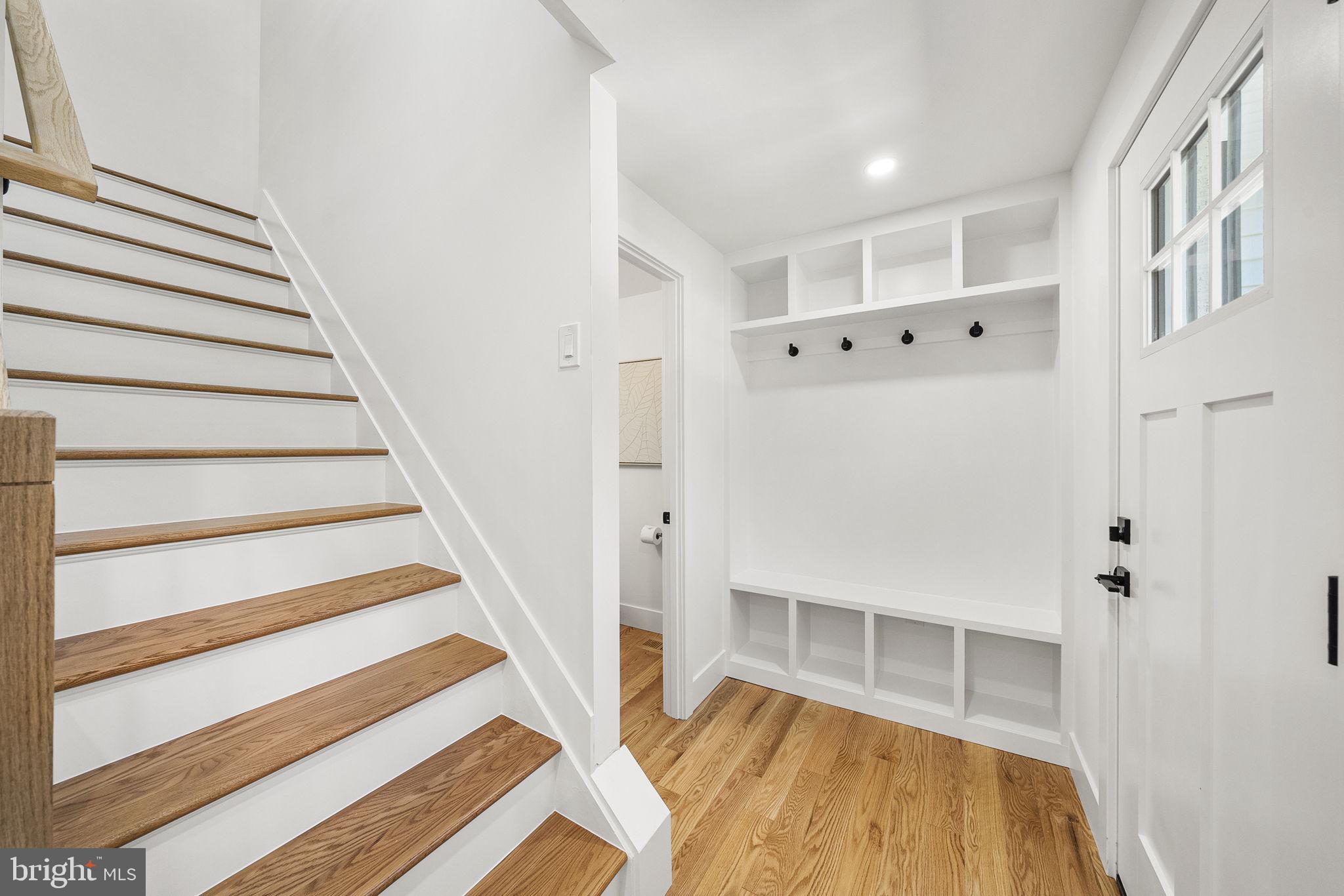 EDGELEA WOODS - Residential