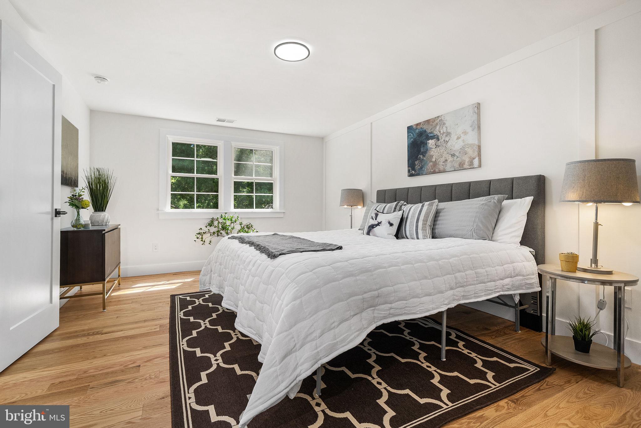 EDGELEA WOODS - Residential