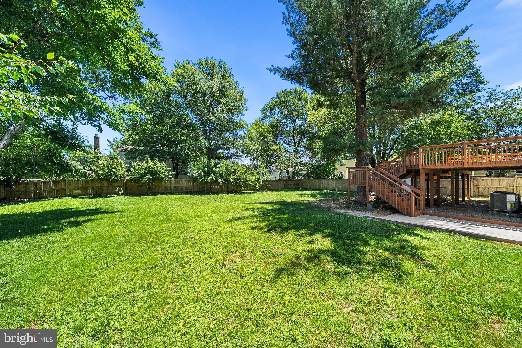 EDGELEA WOODS - Residential