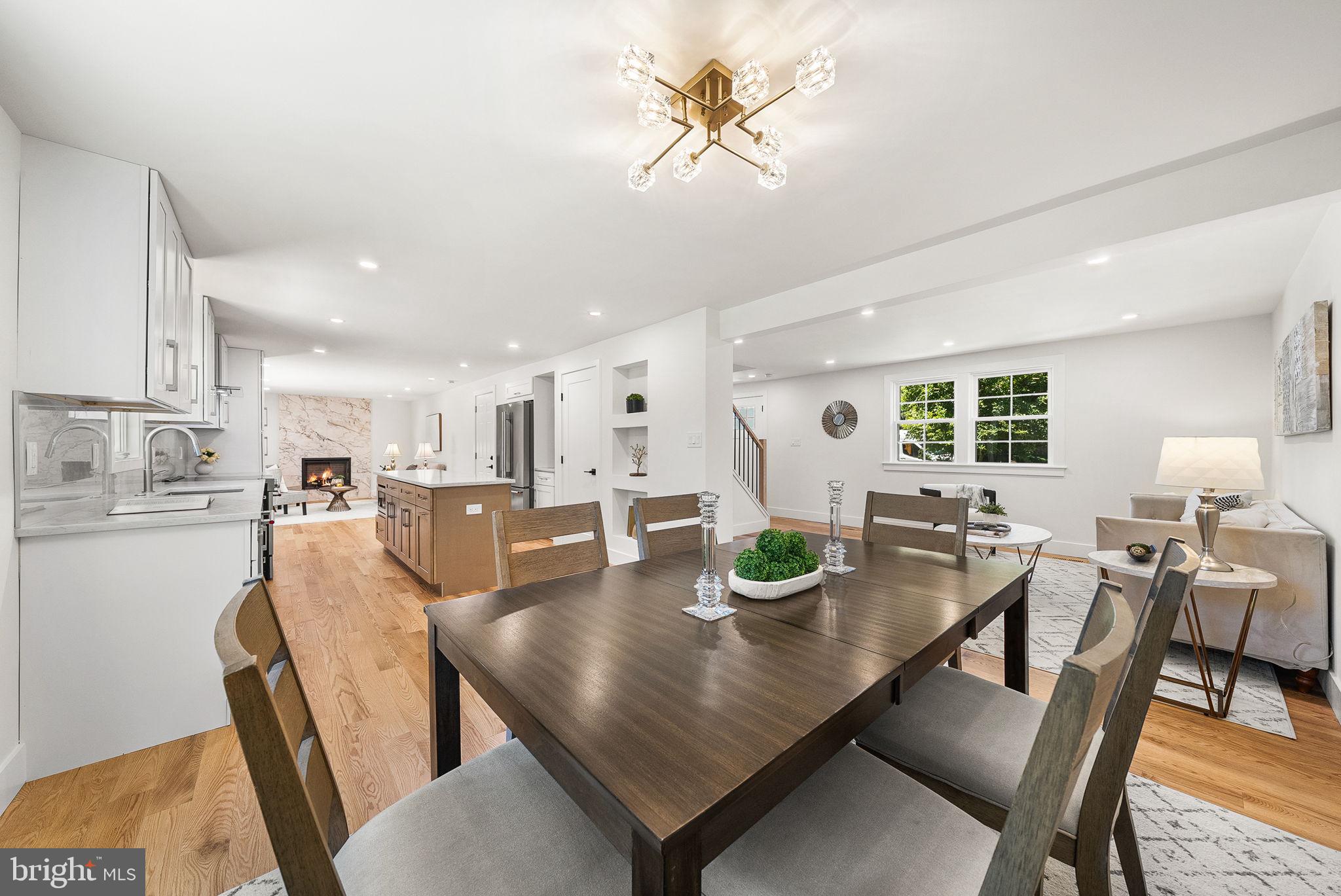 EDGELEA WOODS - Residential