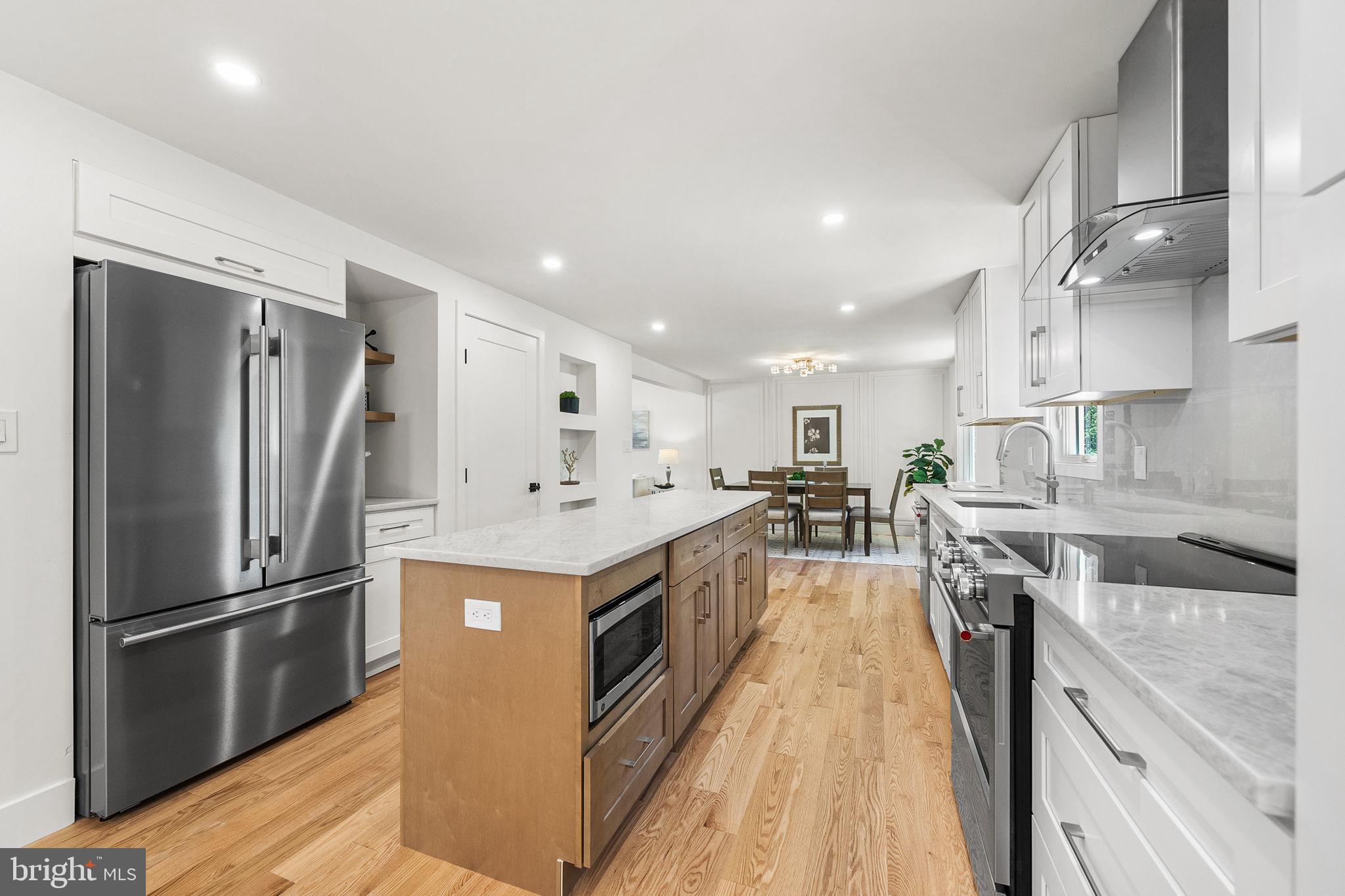 EDGELEA WOODS - Residential
